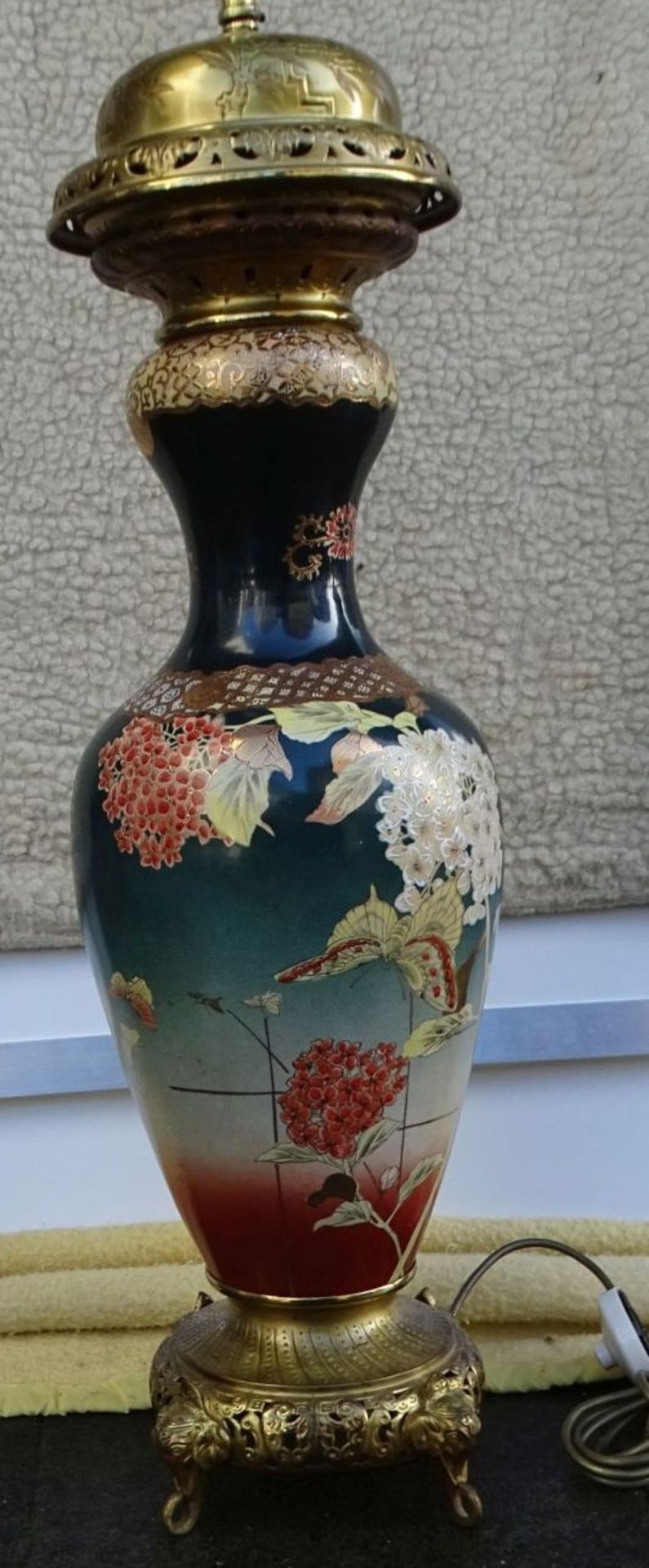 hoher Lampenfuss, China-Vase bemalt,Gesamt- H-135 cm - Bild 4 aus 7