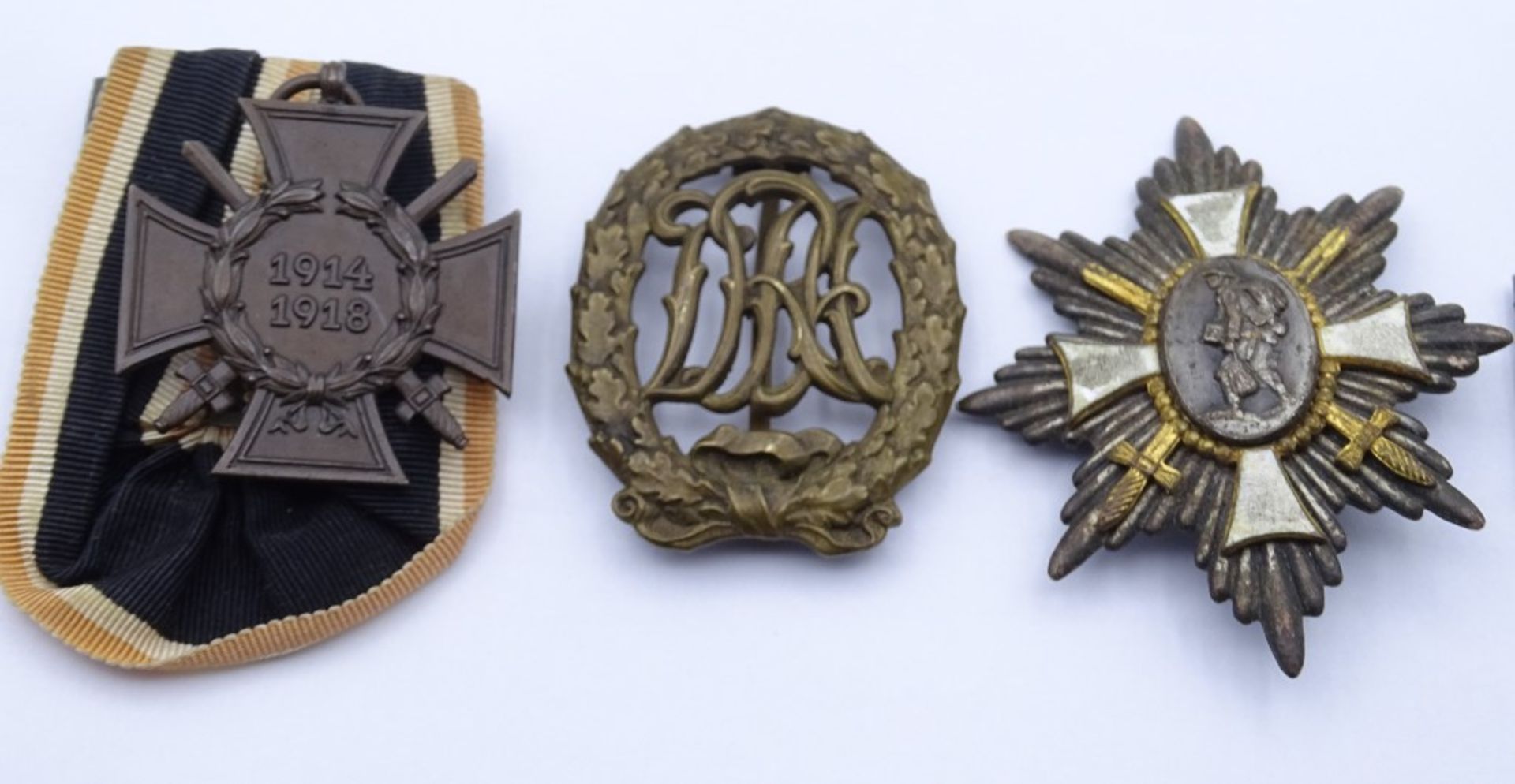 Konvolut Orden/Abzeichen- Teilnehmerkreuz,EK 1.WK,DRA,Kriegerbund Anstecker und Feldehrenzeichen - Bild 2 aus 6