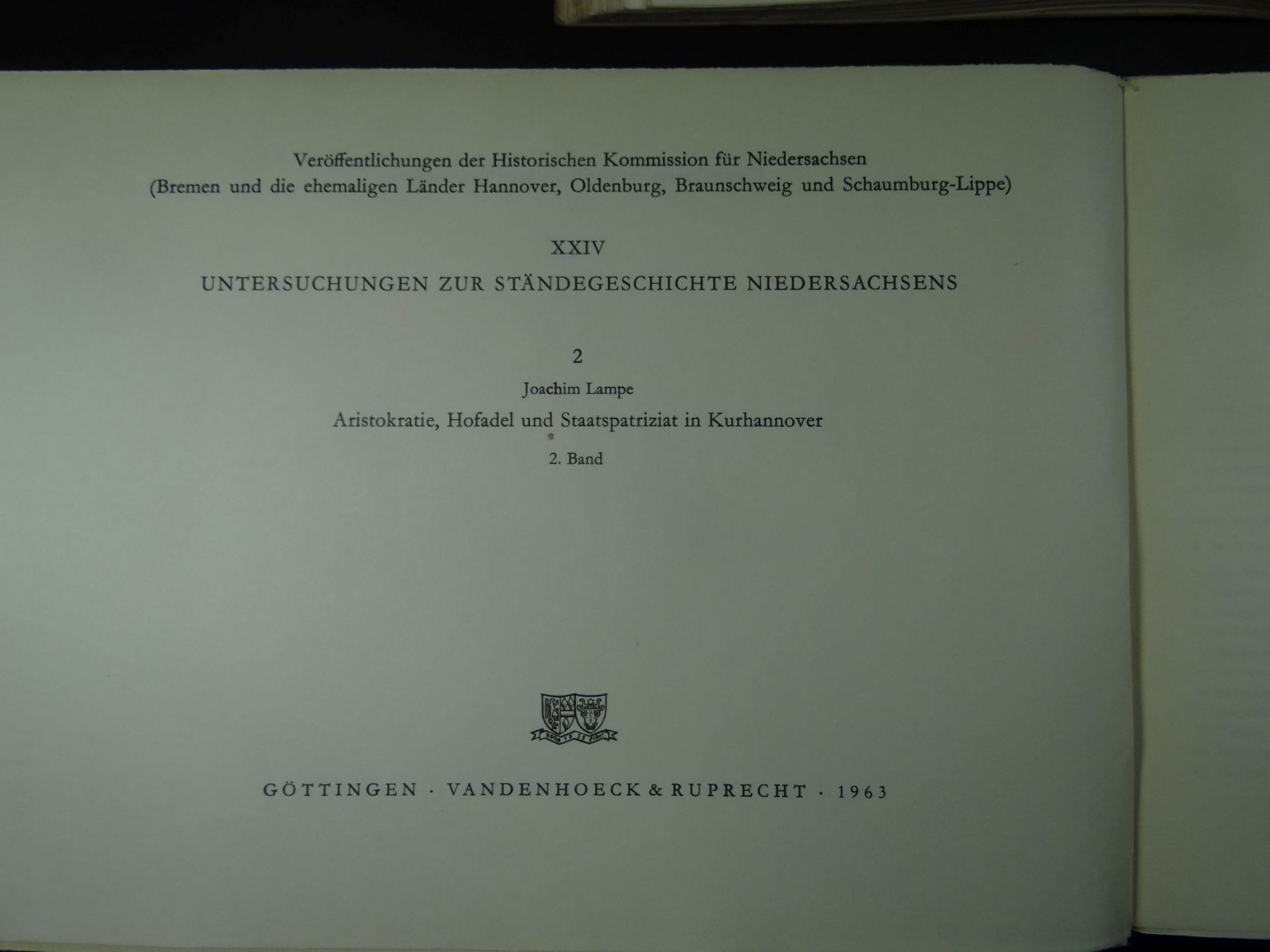 2 Bücher "Untersuchungen zur Ständegeschichte Niedersachsens" 1963, J. Lampe, Aristokratie, - Bild 4 aus 8
