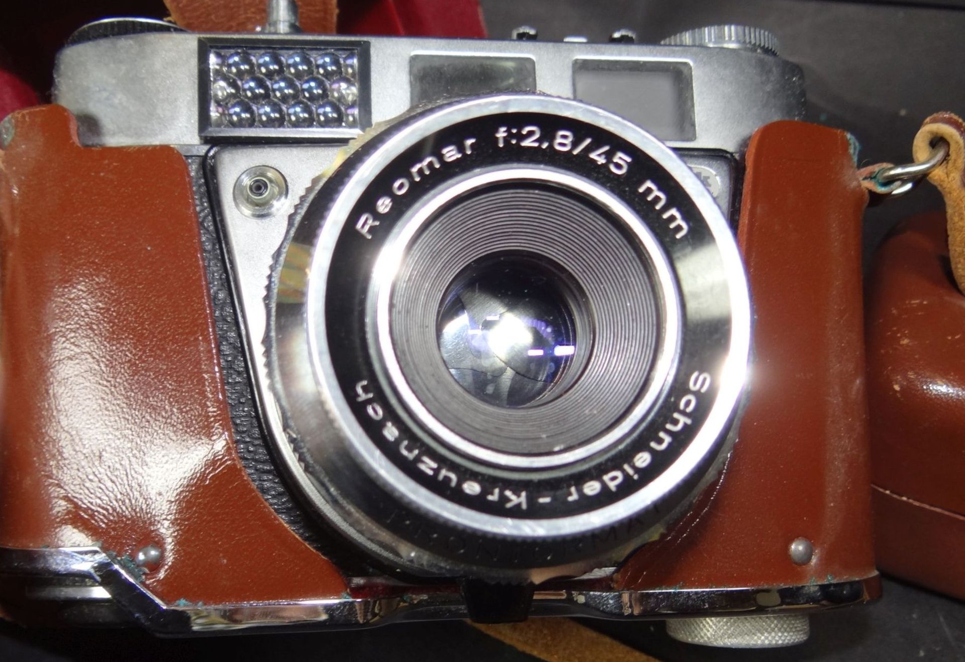 Kamera "Kodak Retina IIa" mit Sonnenblende in extra Tasche, Leder - Bild 2 aus 4
