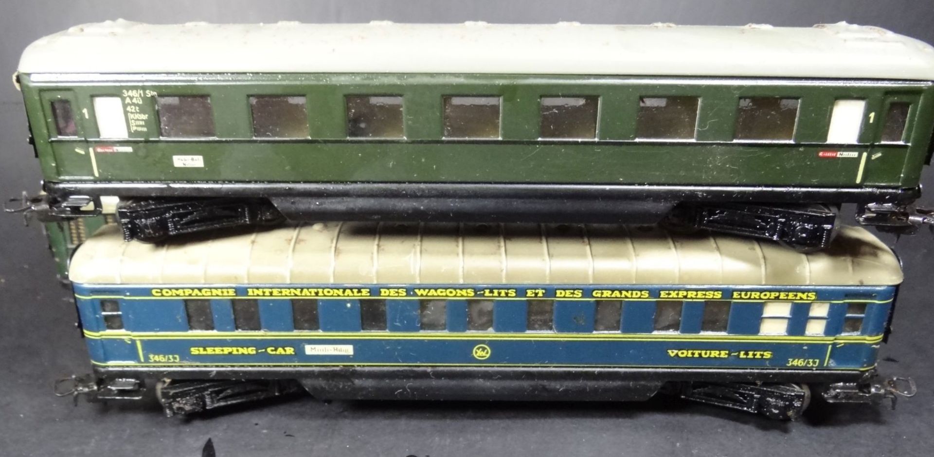 7x Personenwagen, Paketwagen, Speisewagen etc. "Märklin" Blech, 2x in alten Kartons, bespielte - Bild 3 aus 9