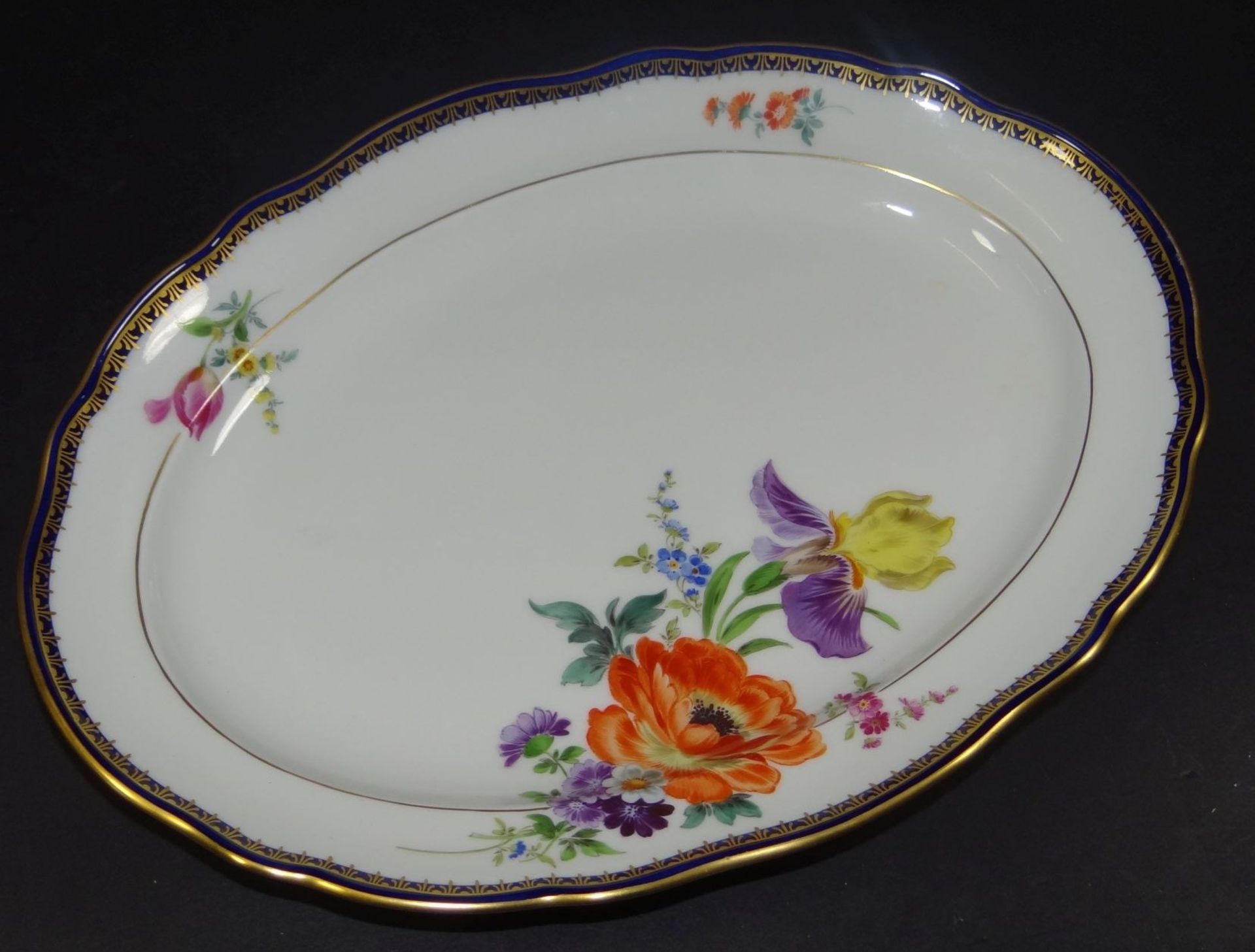 ovale Platte "Meissen" Blumen, Kobalt- und Goldrand, , 30x22 cm