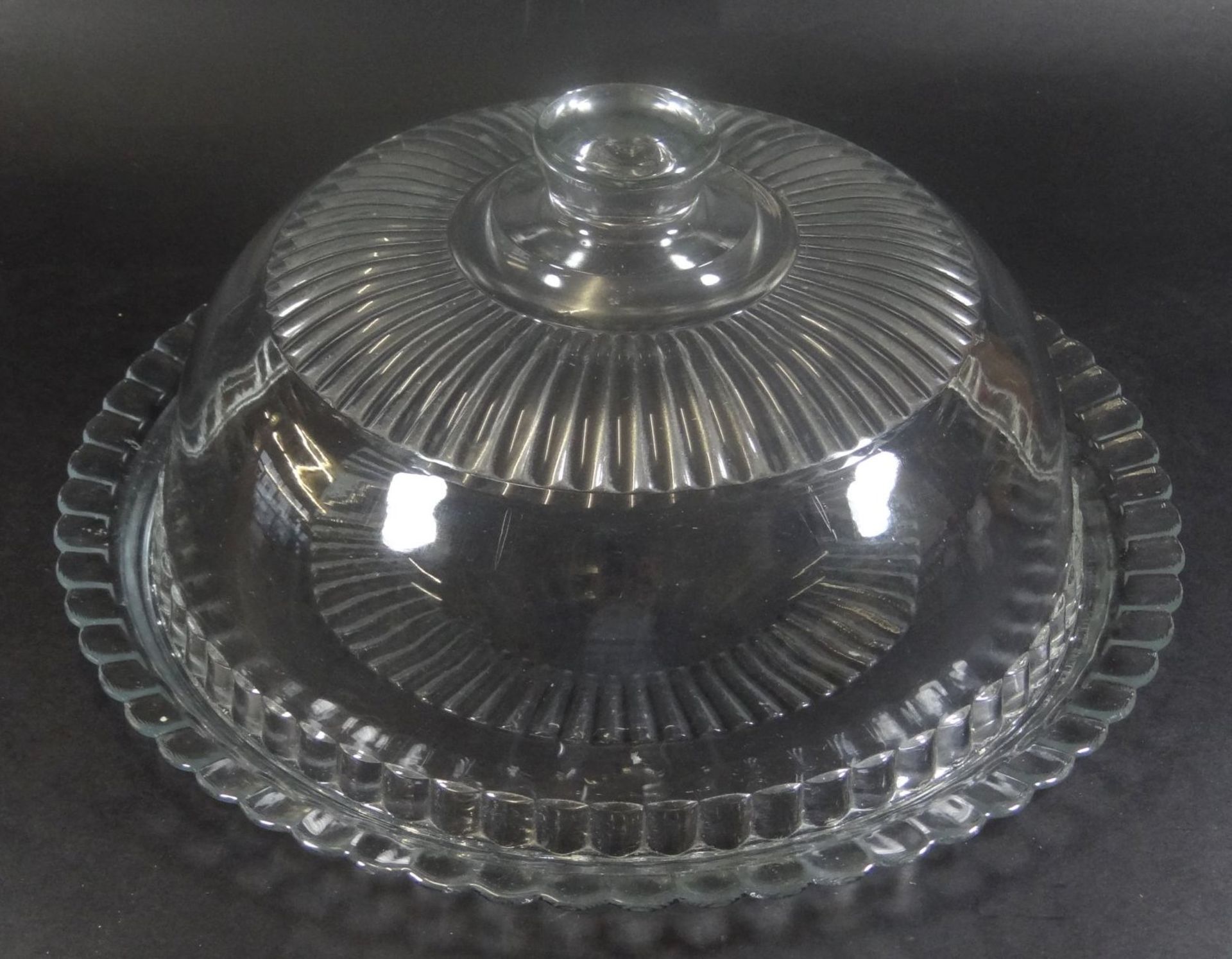 gr. Kristall Kuchenglocke? oder ähnliches, H-15 cm, D- Teller 32 c