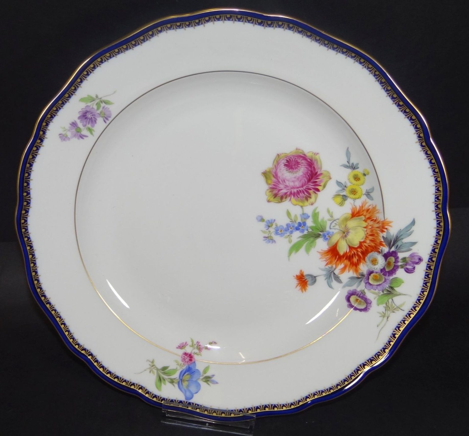 6x Speiseteller "Meissen" Blumen, Kobalt- und Goldrand, D-25 cm, 4xdurchschliffen, - Bild 2 aus 4