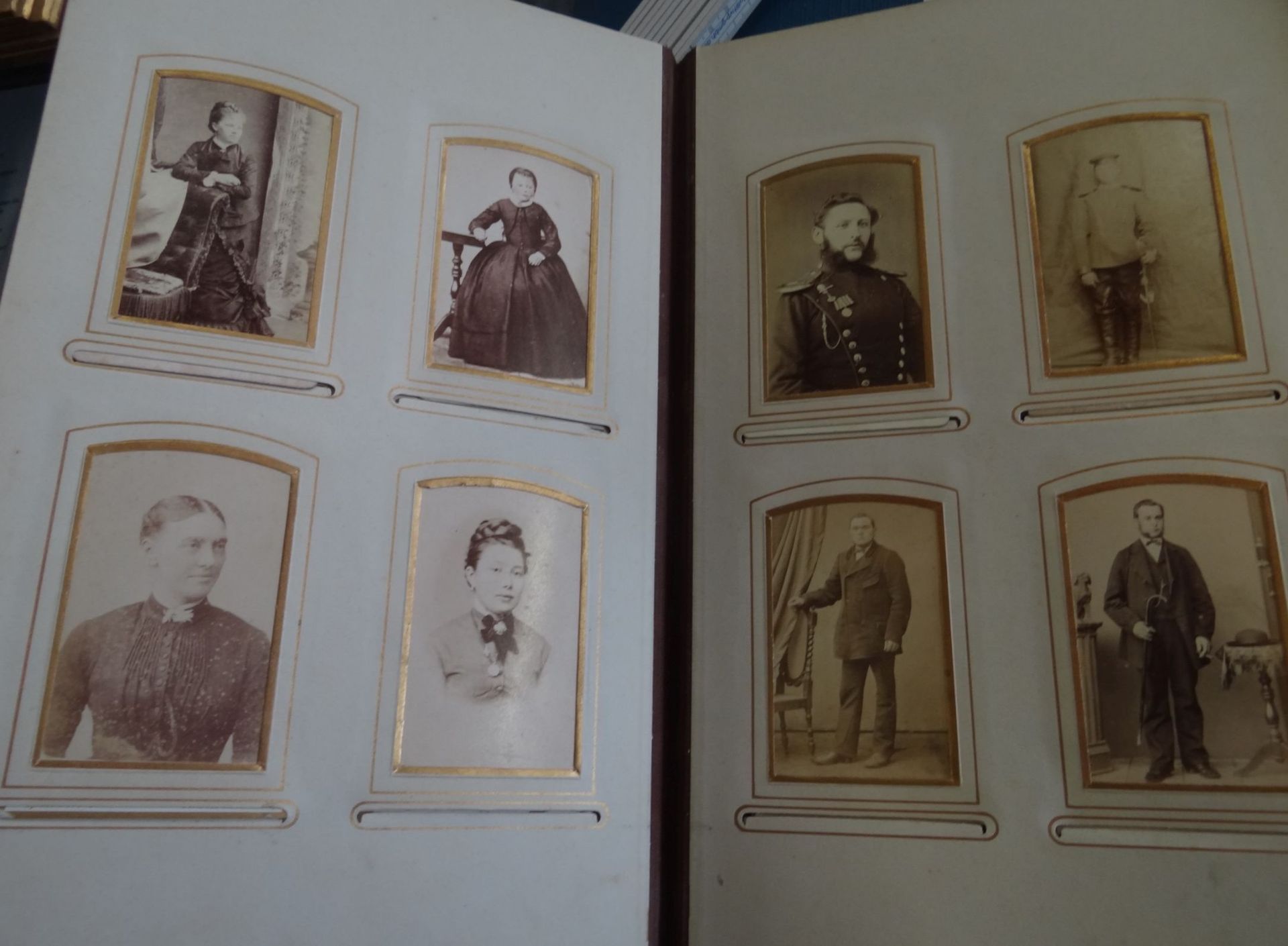 Fotoalbum einer Altenbrucher Familie mit 36 Fotos ab ca. 1850, Jugendstil-Album Rücken Stück lose, - Bild 4 aus 6