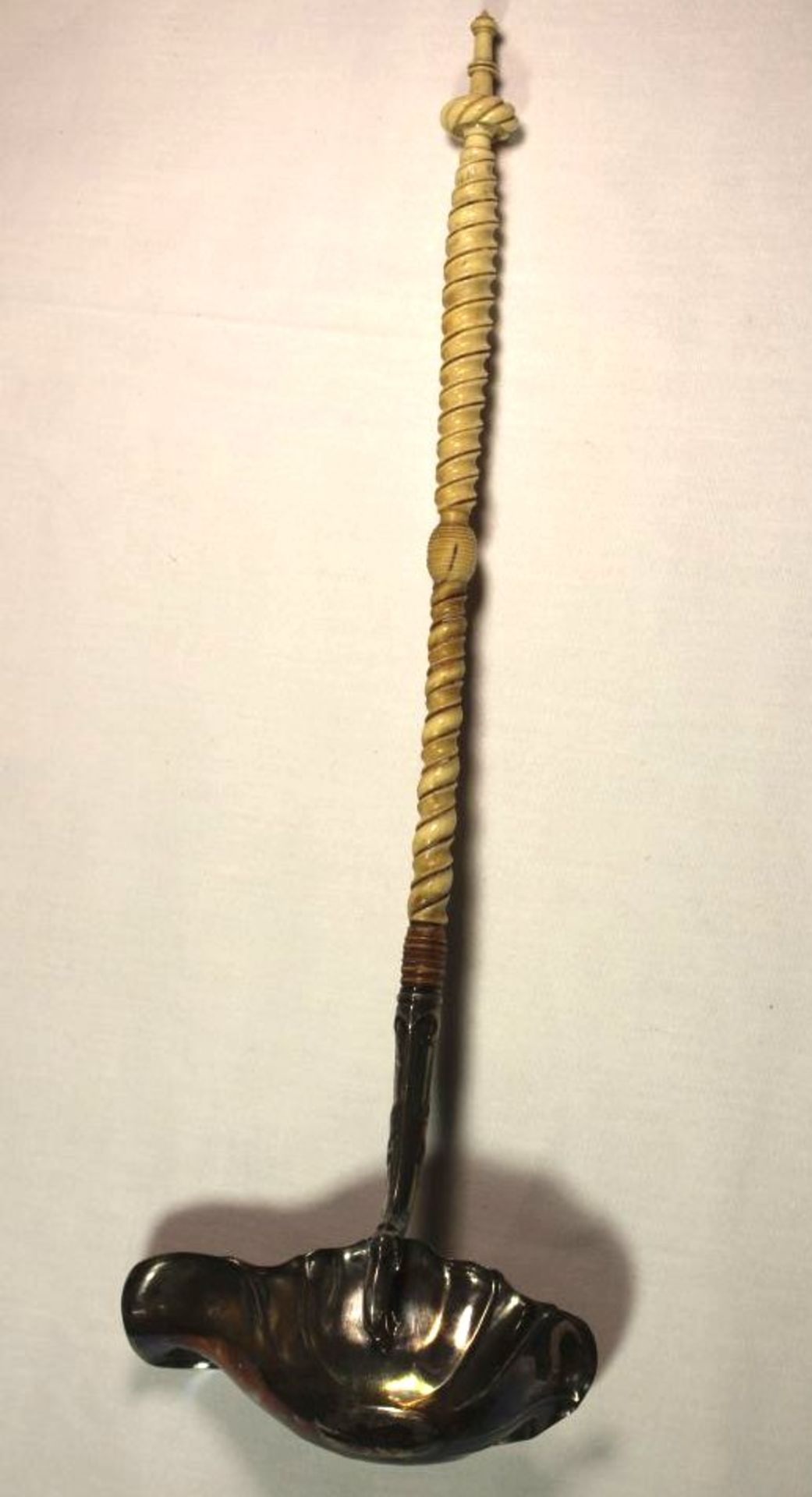 Bowlenkelle, 19. Jhd., Silber mit Beingriff, Griff mit Alters-u. Gebrauchsspuren (div. - Bild 3 aus 5