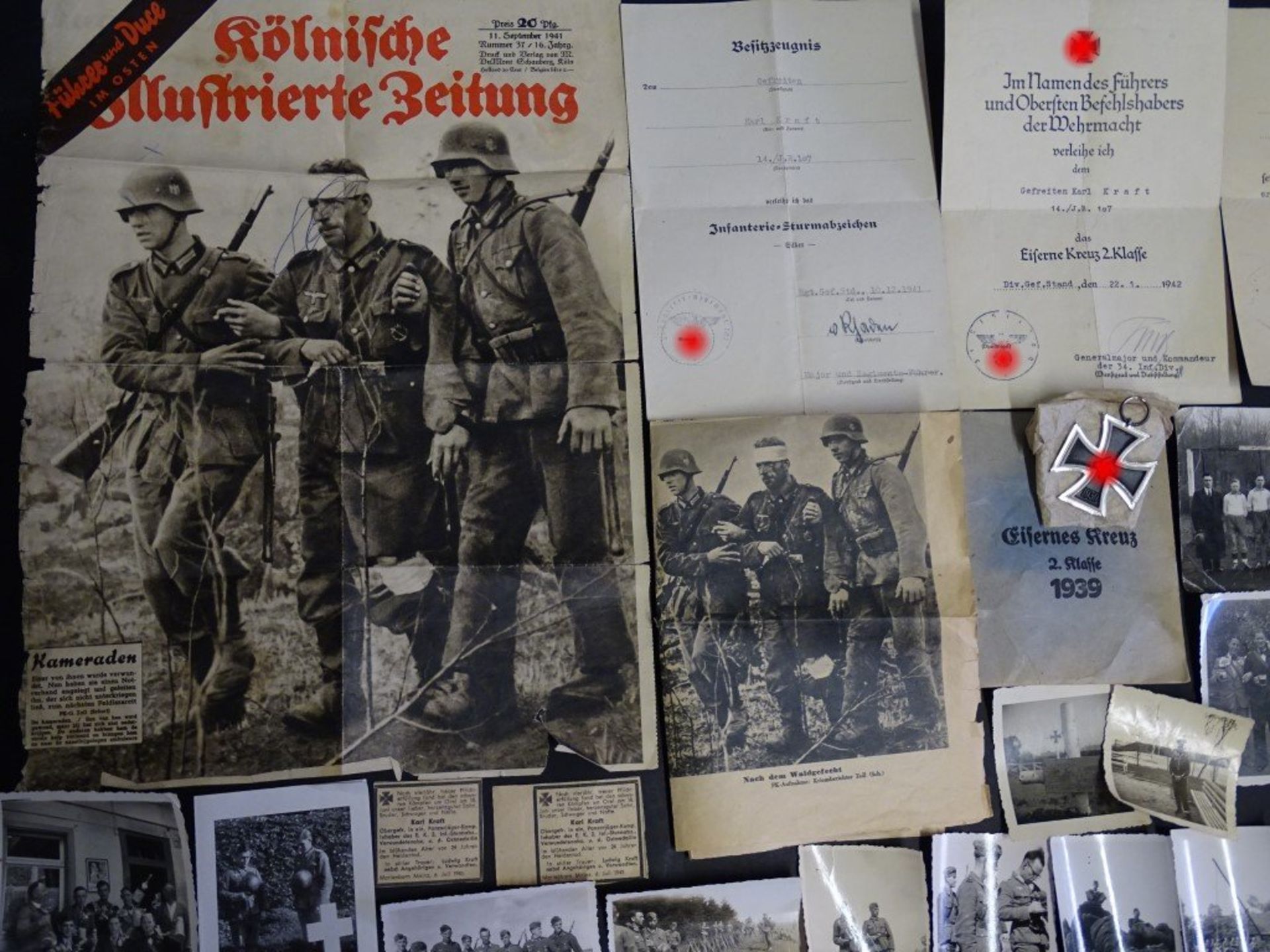 Dokumenten-und Fotonachlass des Gefreiten Kraft, gefallen 1943 bei Orel/Russland, EK 2 in - Bild 2 aus 10