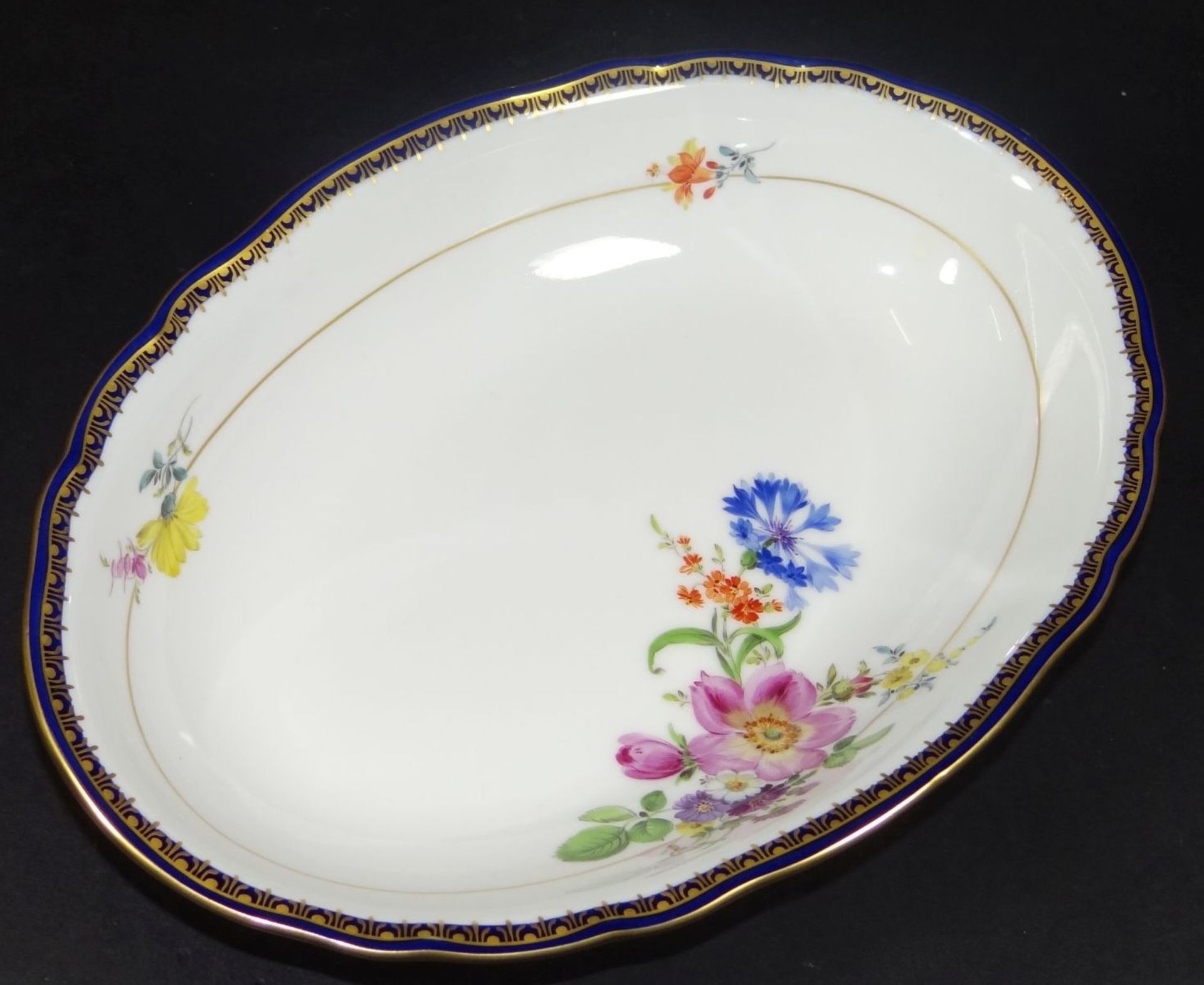 ovale Schale "Meissen" Blumen, Kobalt- und Goldrand, , H-4,5 cm, 18x27 cm, 1.Wahl - Bild 2 aus 5