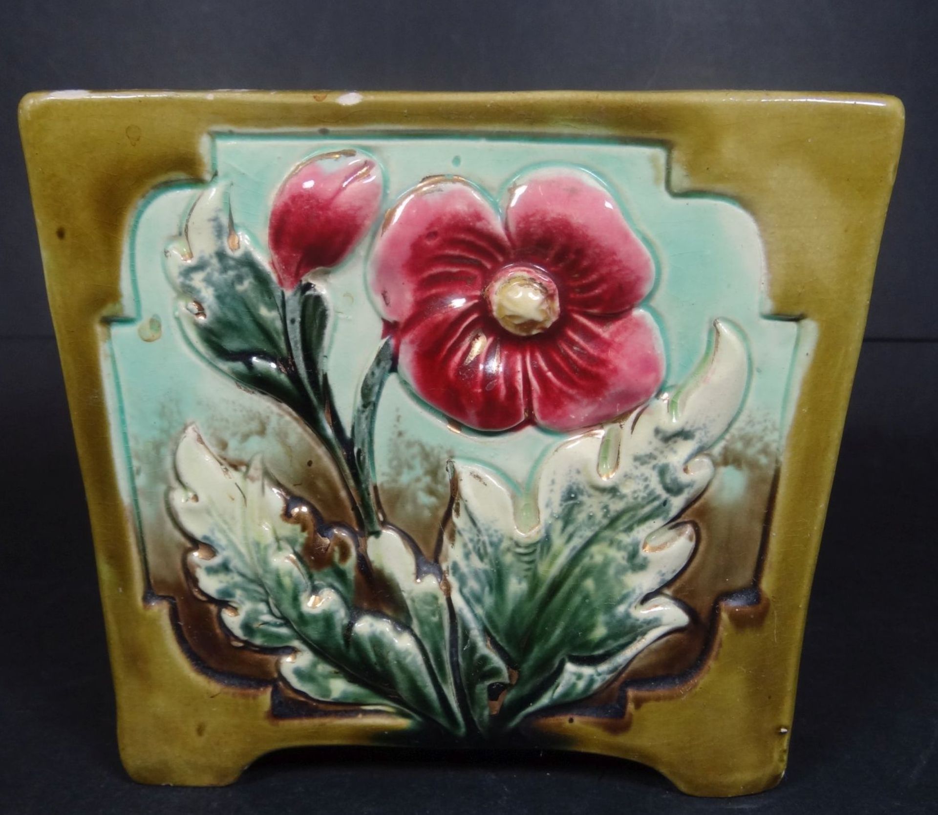 eckiger Majolika-Blumenübertopf um 1900, div. kleine Abplatzer, H-13 cm, 13x13 c - Bild 2 aus 5