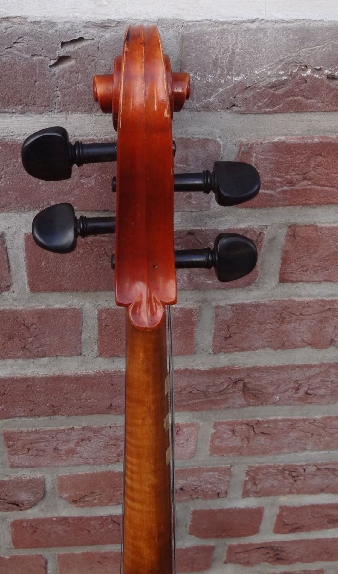 Cello mit Bogen, Alters-u. Gebrauchsspuren, H-130 cm, - Bild 8 aus 10