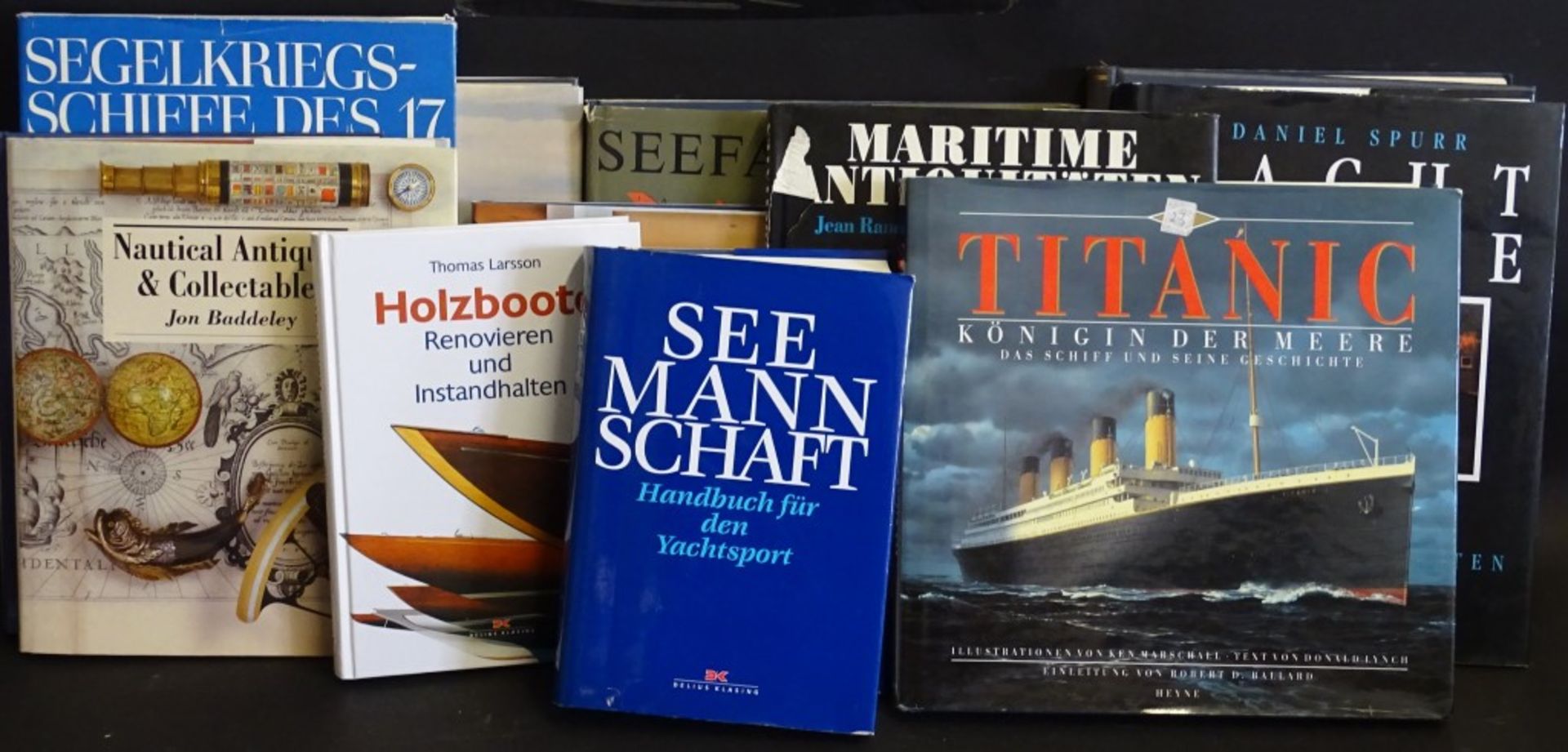 Konvolut Bücher über Seefahrt,Yachten und Bootsbau,insgesamt15 Stück, unterschiedliche Erhatl