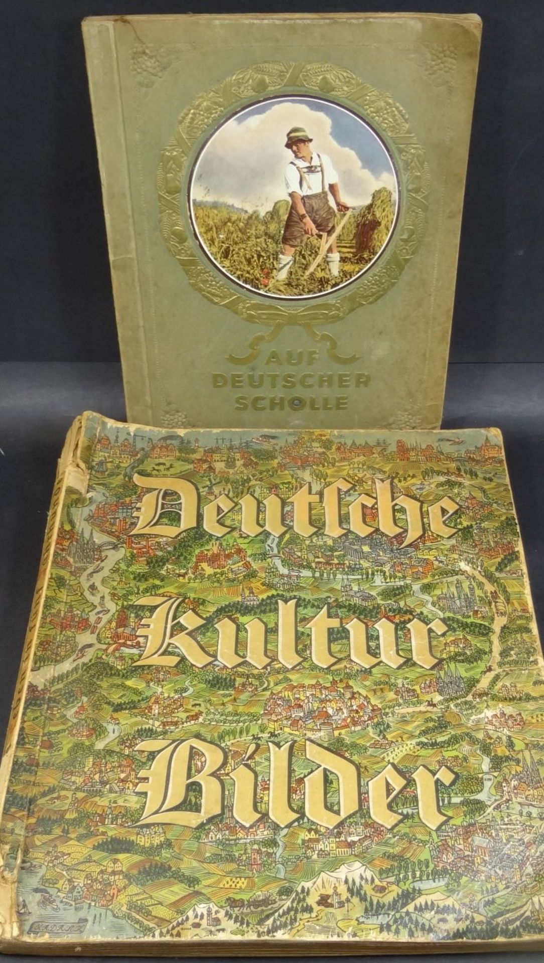 2x Sammelalben, Auf Deutscher Scholle und Deutsche Kulturbilder, 1934, wohl komplett, Alters-u.