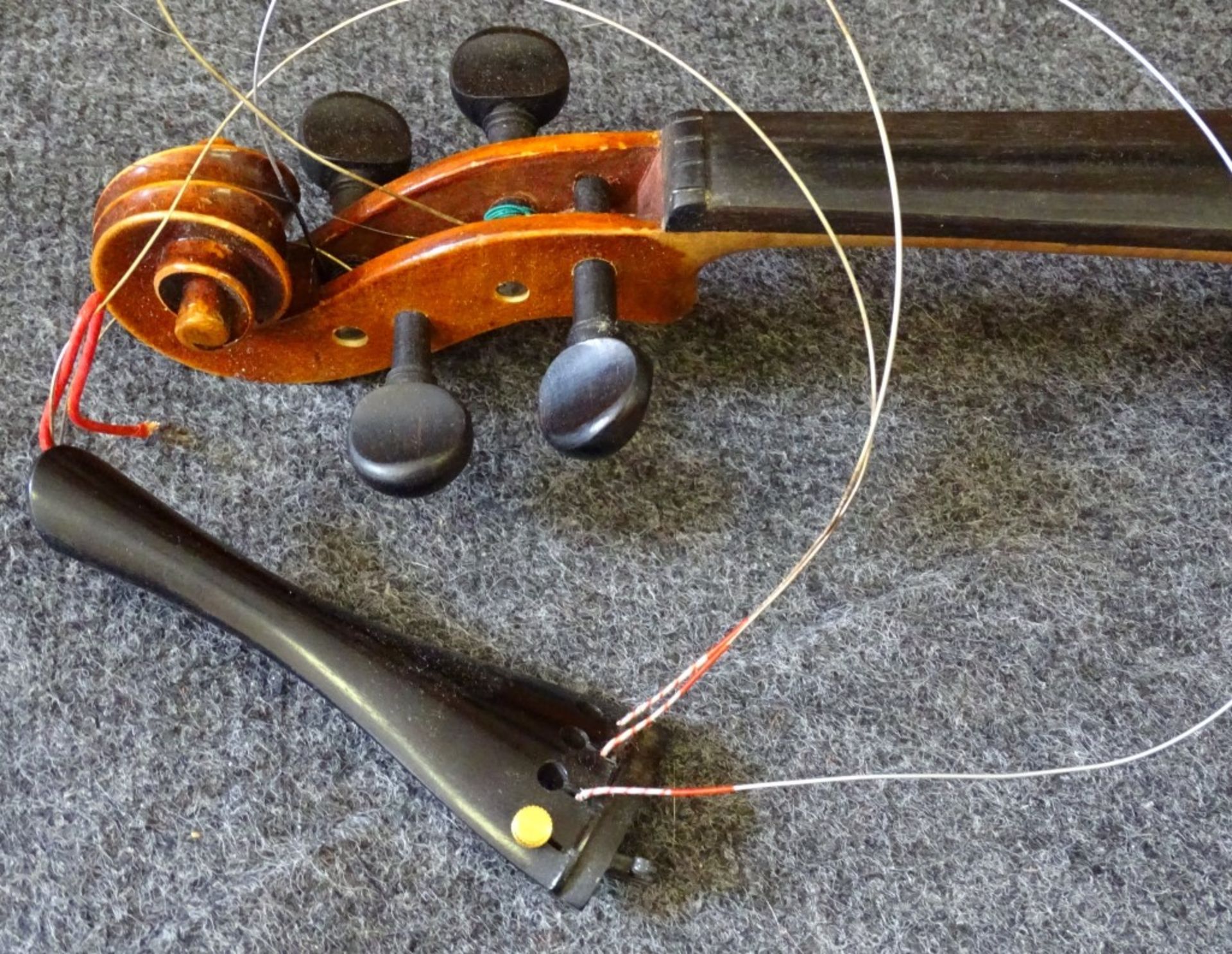 Geige, Stradivari Kopie,Modell Georg Schuster Markt Neukirchen mit Etikett in Geigen Korpus,anbei - Bild 3 aus 10