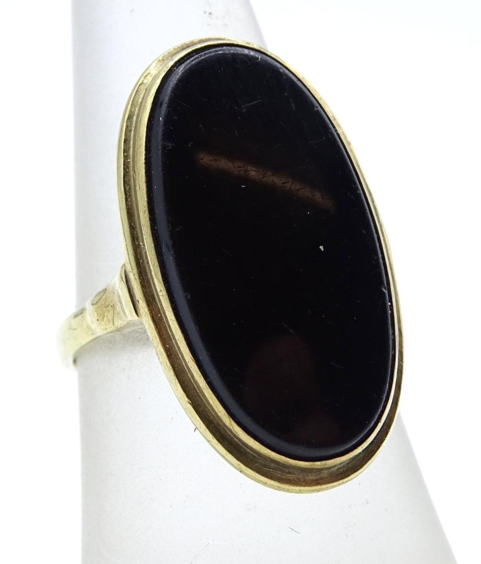 333er GG Ring mit einen schwarzen Stein,4,83gr., RG 53