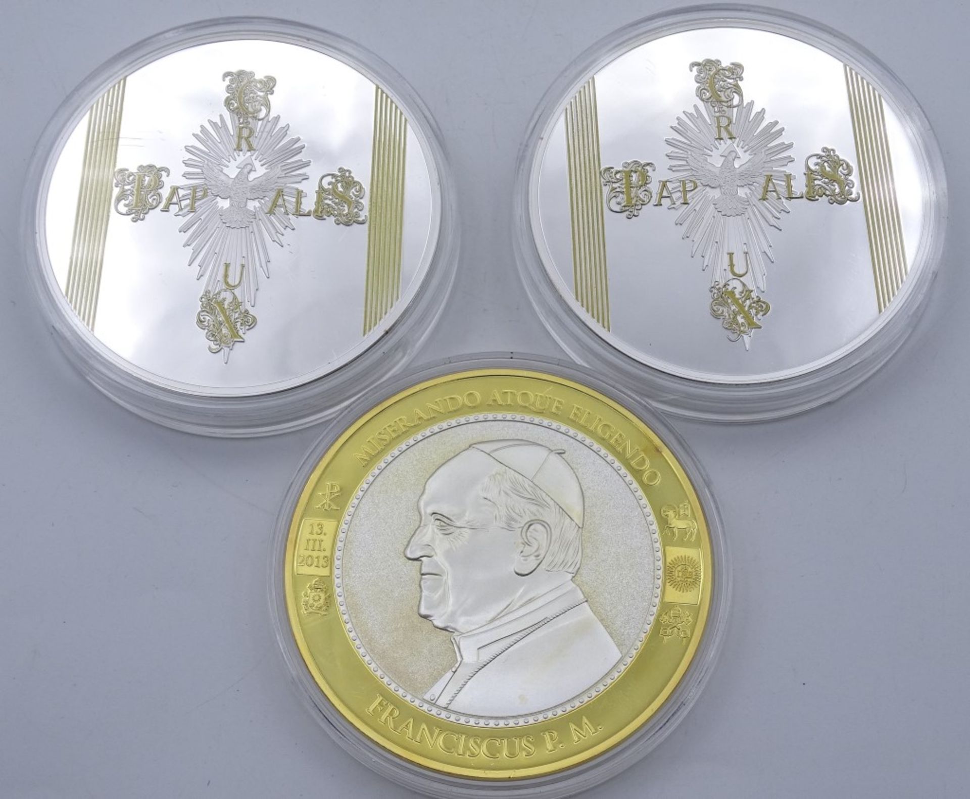 3x große Medaillen mit Papst Motiven,gekapsel - Bild 4 aus 4