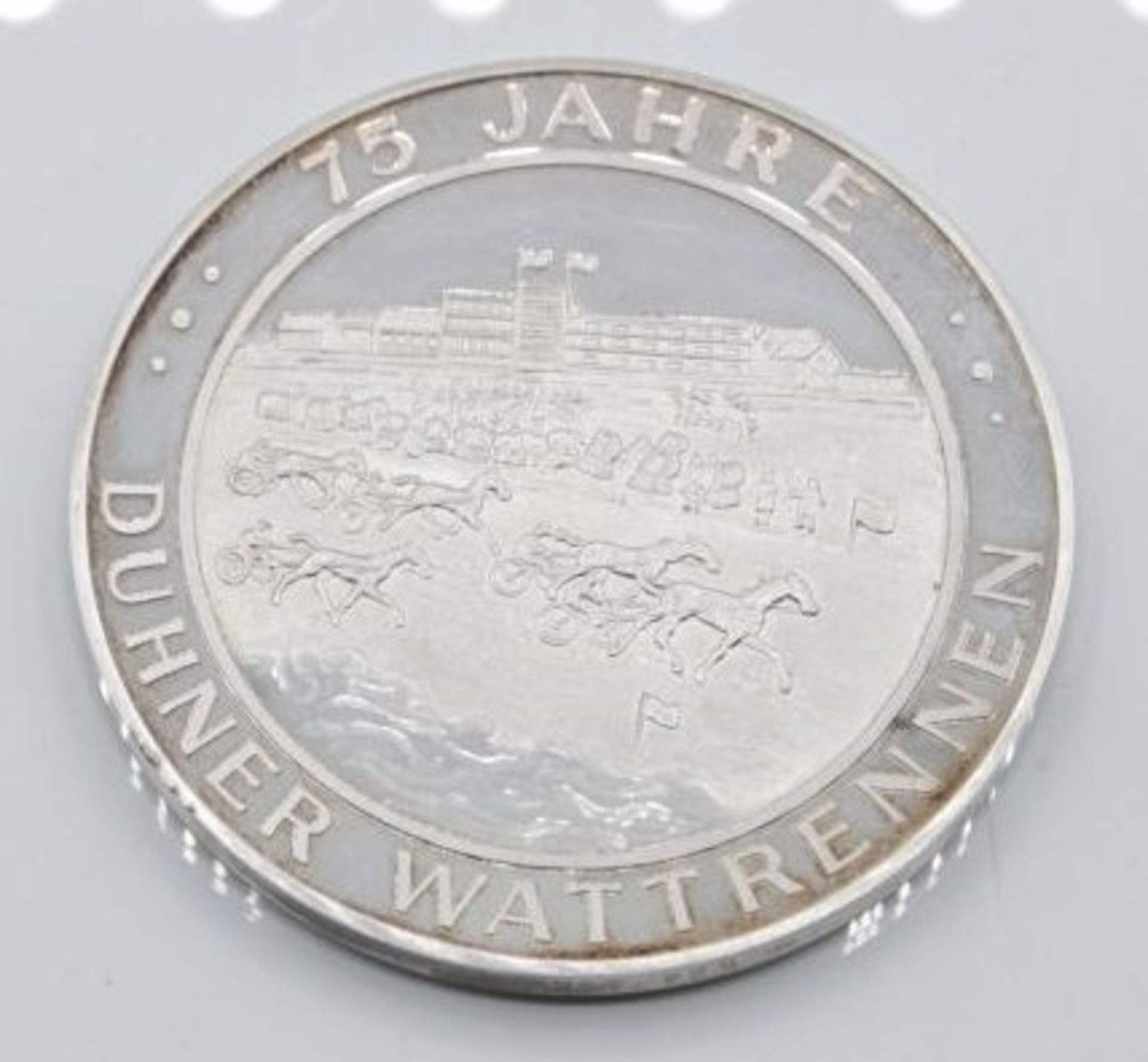 gr. Medaille, 75 Jahre Duhner Wattrennen, Nordseebad Cuxhaven, Silber, 50,9gr., D-5cm.