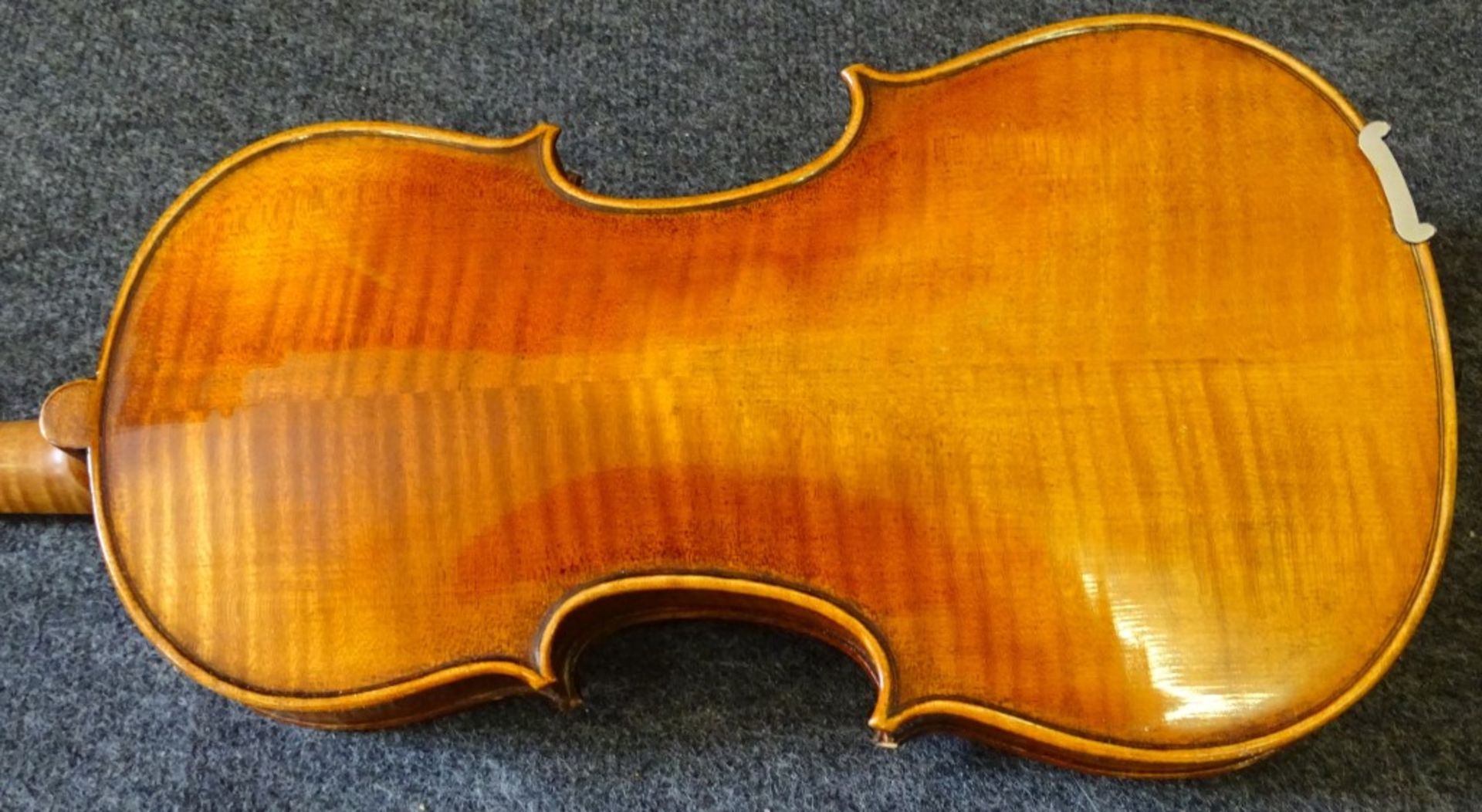 Geige, Stradivari Kopie,Modell Georg Schuster Markt Neukirchen mit Etikett in Geigen Korpus,anbei - Bild 5 aus 10