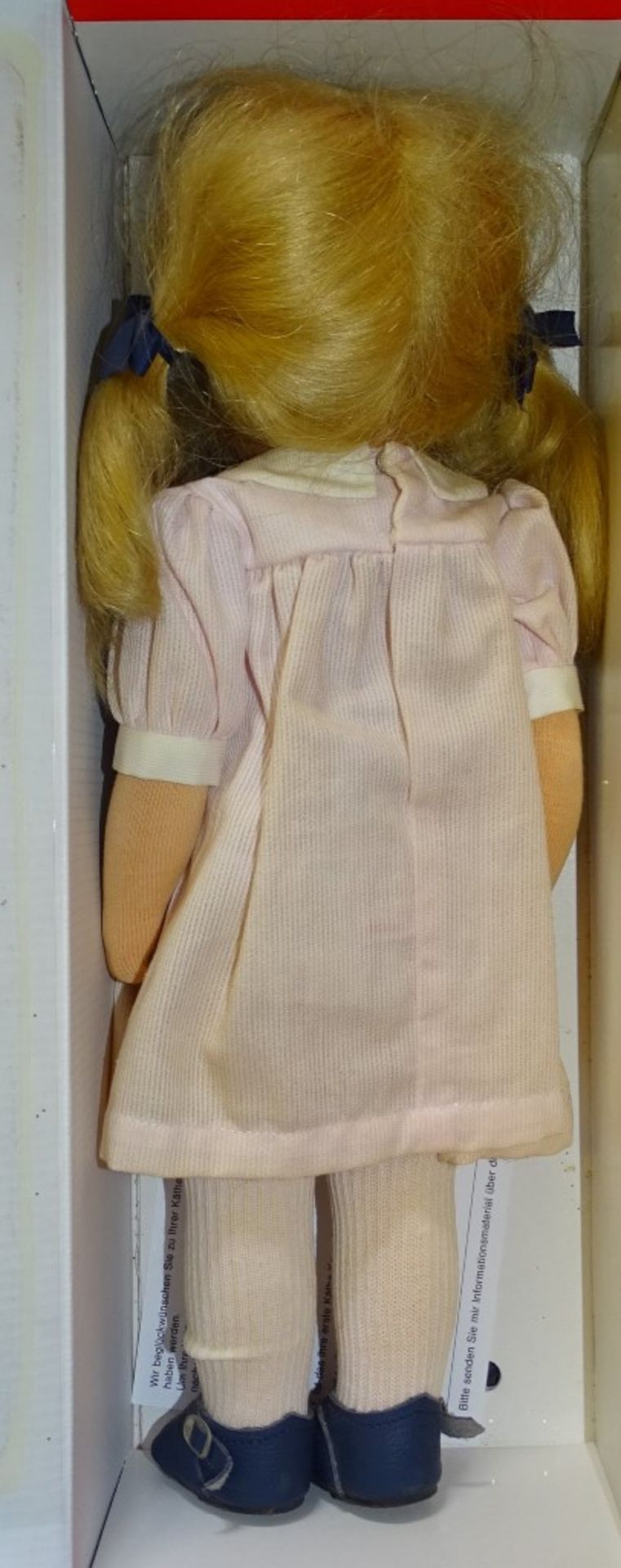 Käthe Kruse Puppe, Mädchen Rosalie,blond mit Zöpfen,rosa Kleid,neuwertig in OVP,H-3 - Bild 3 aus 4