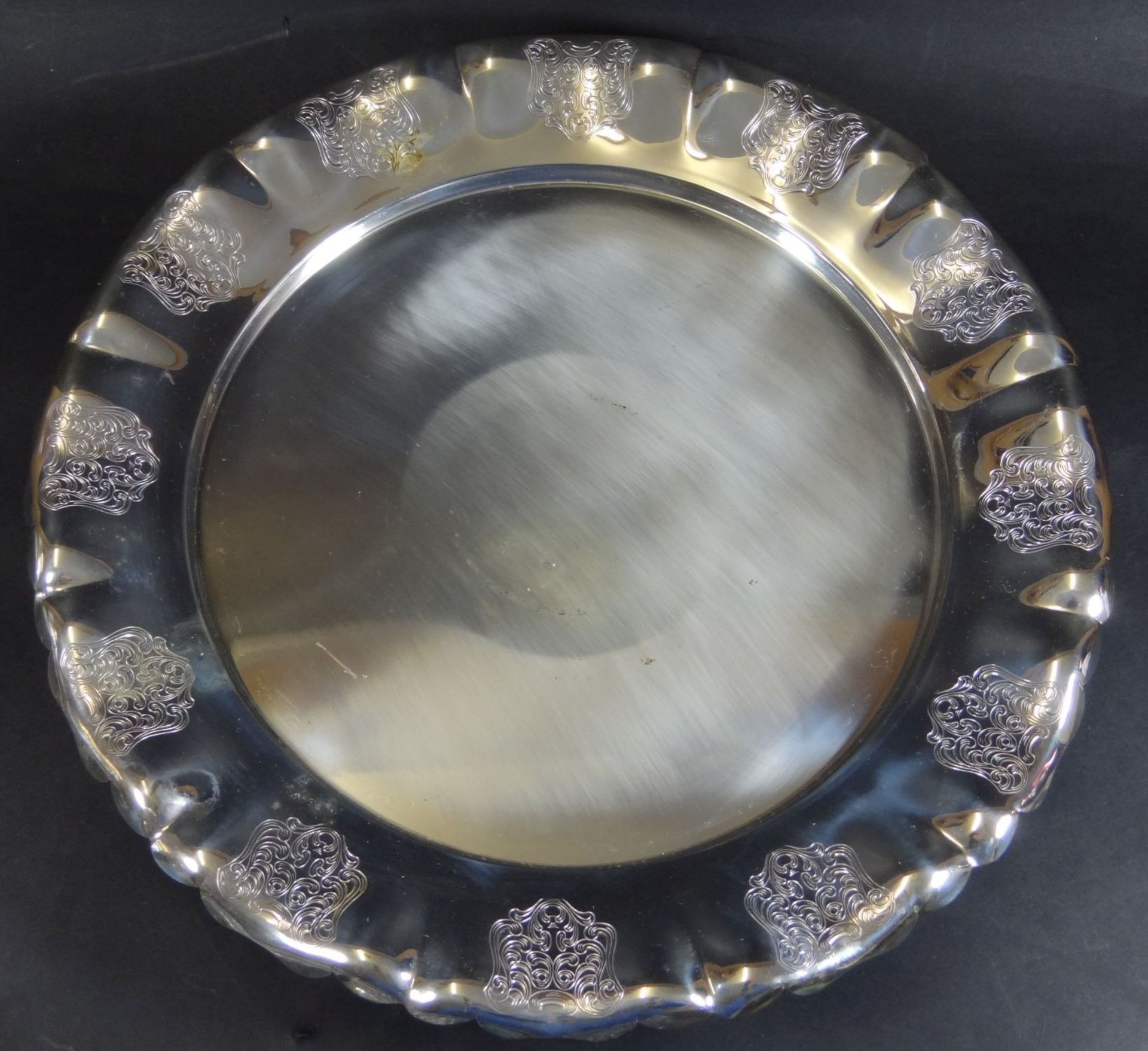 Kristall Kabarette auf versilberter drehbarer Platte, D-33 cm, 1x minim. Chip - Bild 4 aus 6