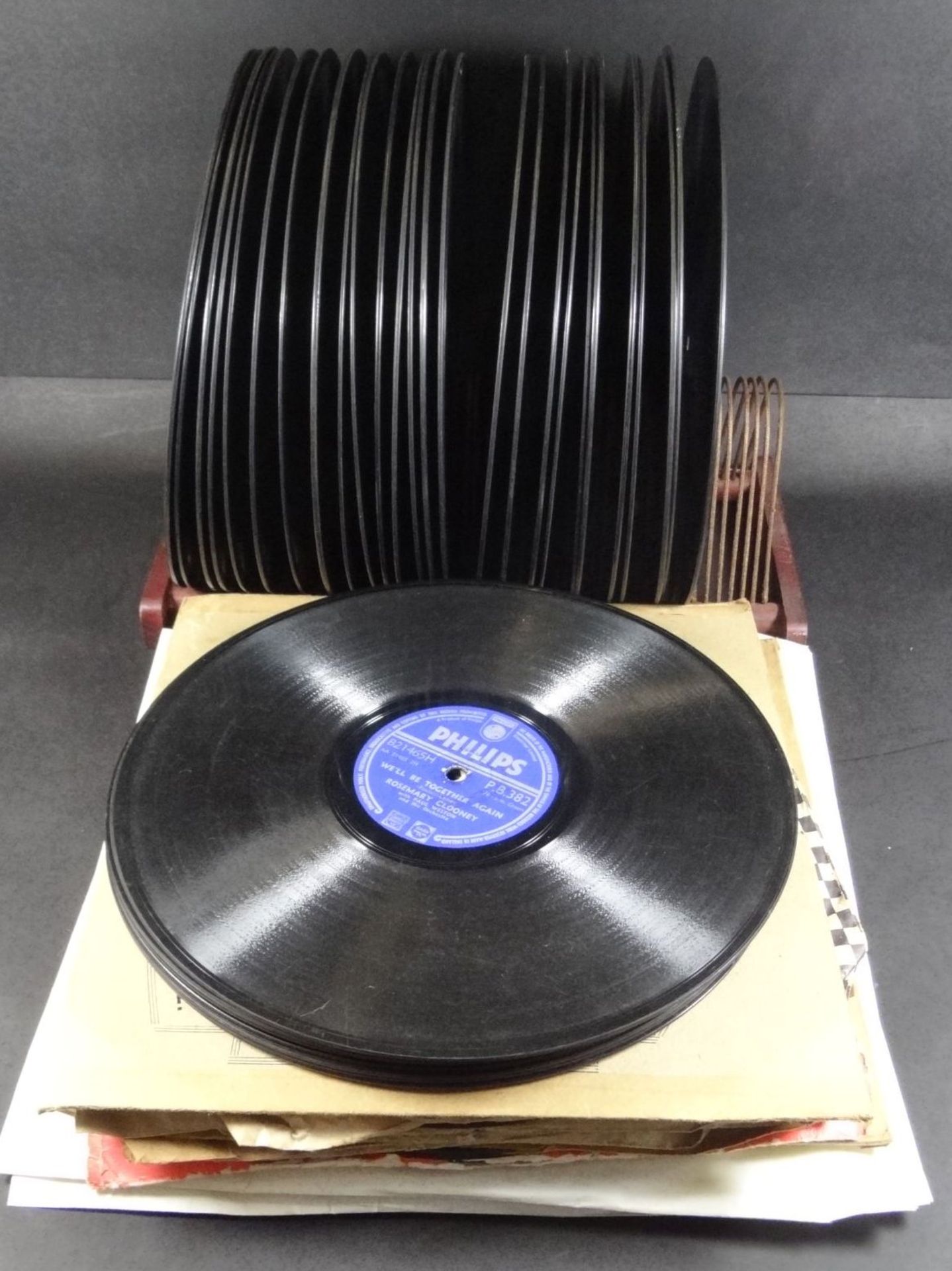 57x grosse Schellack-LP's, Alters-u. Gebrauchsspuren, englisch und deutsch, D-25 cm