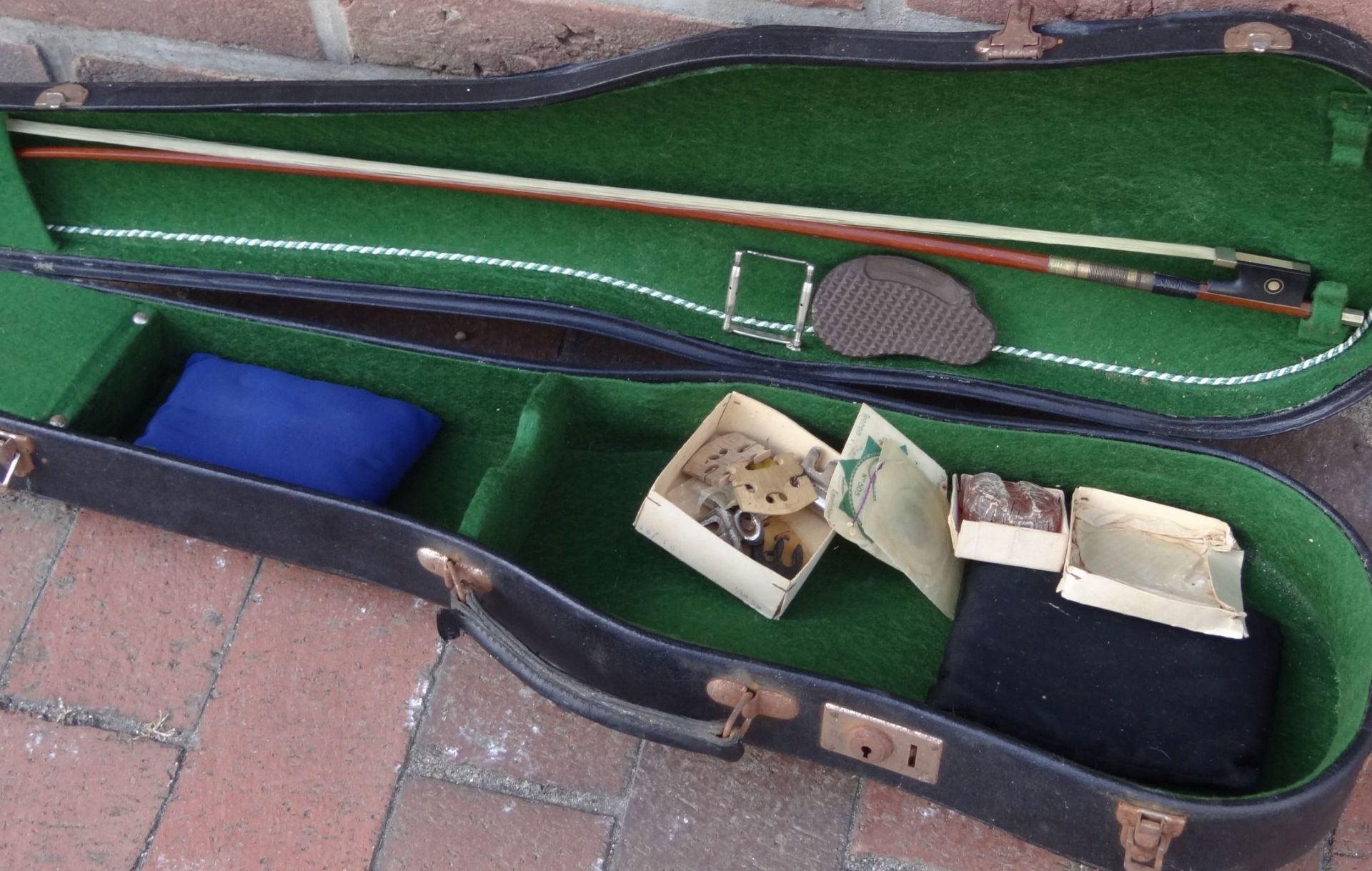 alte Geige mit Bogen in Koffer, gut erhalten, L-60 cm, - Image 9 of 10