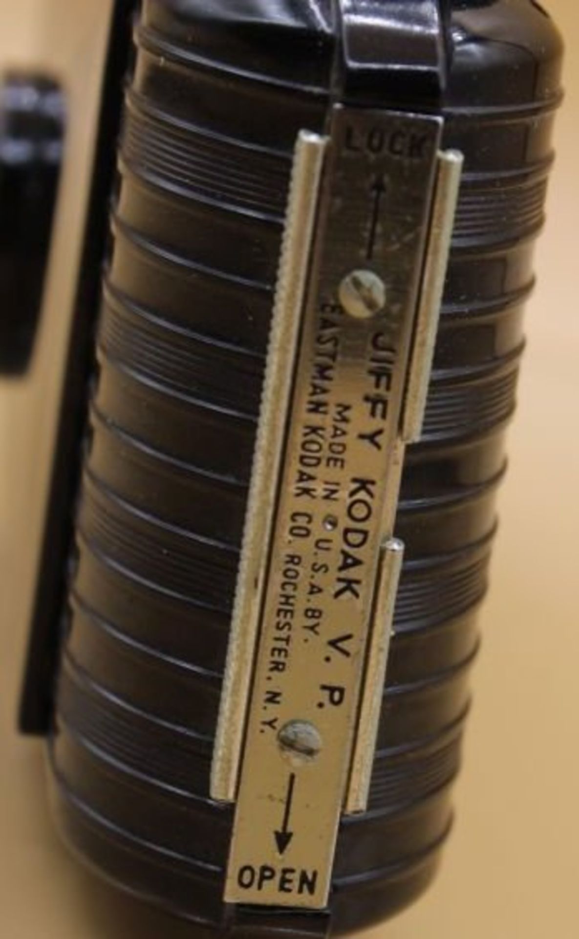Balgenkamera, Jiffy Kodak, orig. Karton, Gehäuse beschädigt - Bild 4 aus 5