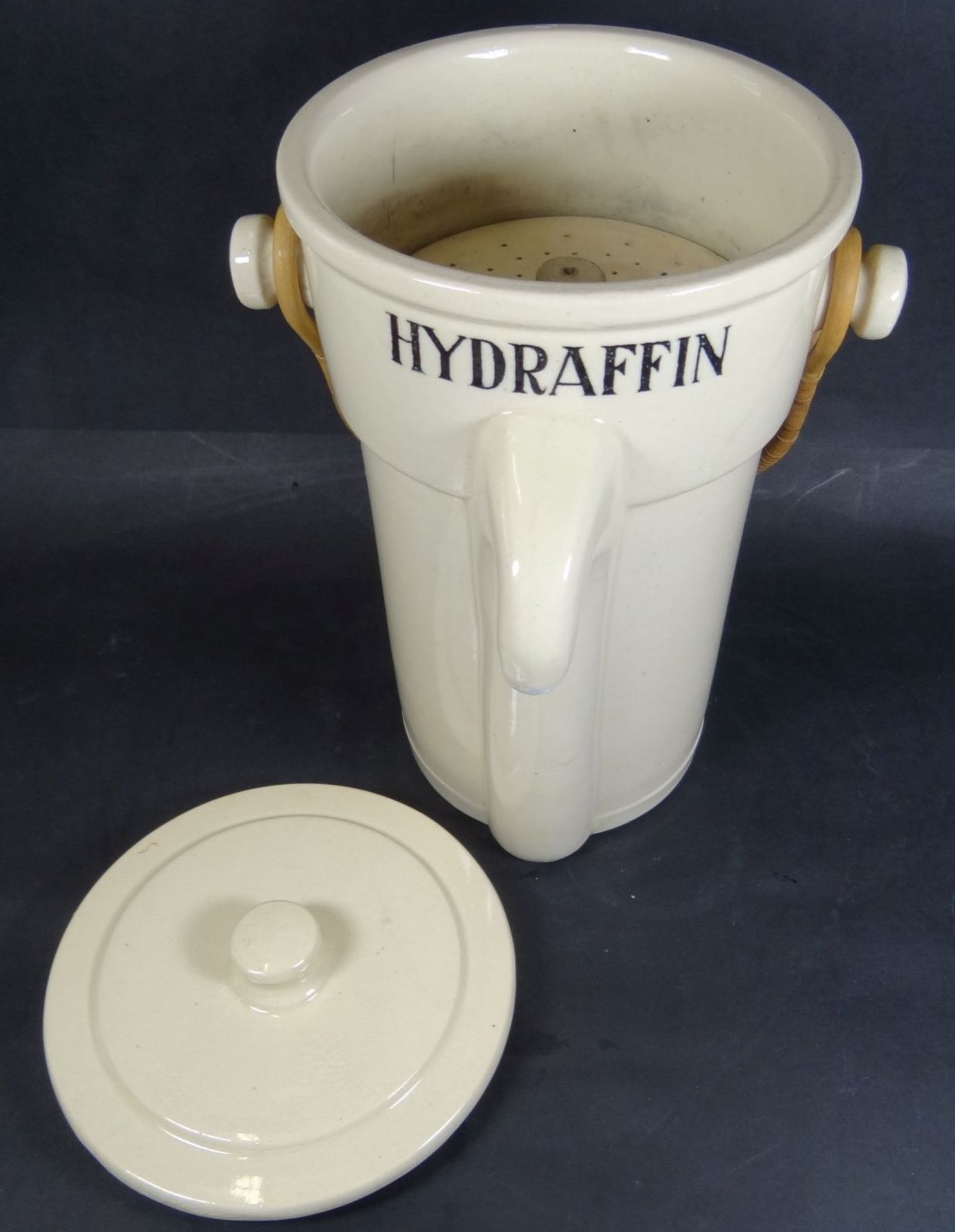 "Hydrafin" Kaffee oder Teefilter mit Bastgriff, Deckelunterseite mit Abplatzer, 2 Filtereinsätze, - Bild 6 aus 6