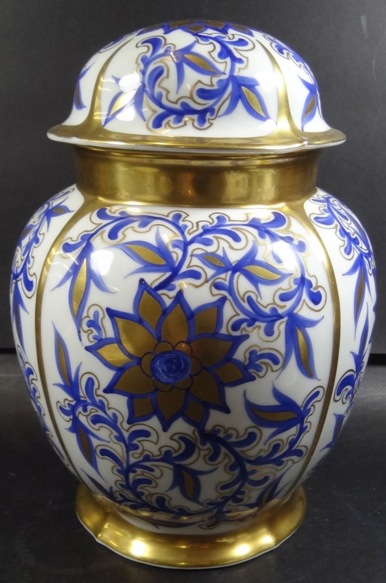 Deckelvase "Kaestner-Saxonia" Kobalt mit Gold, H-23 cm