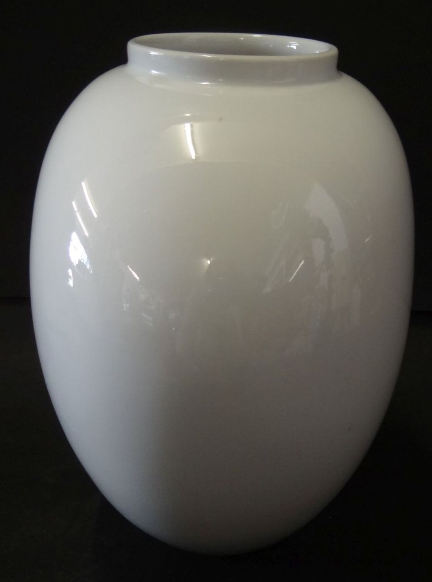 ovoide Vase "KPM" Berlin, Weiss, H-19 cm, B-19 cm"""" - Image 3 of 6