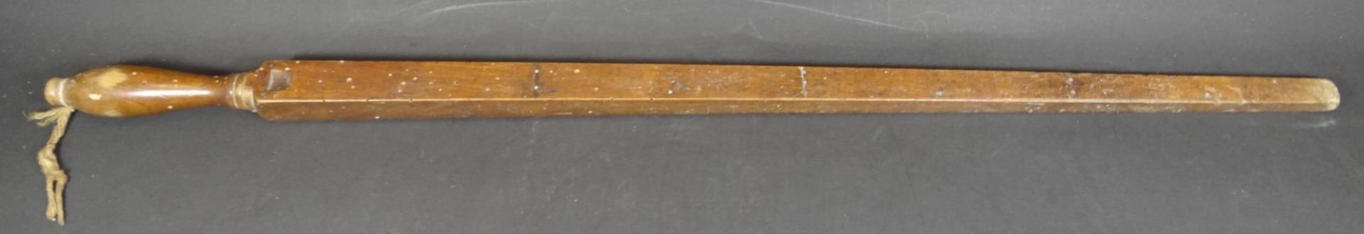 alte Holz-Elle, alter Wurmbefall, L-70 cm
