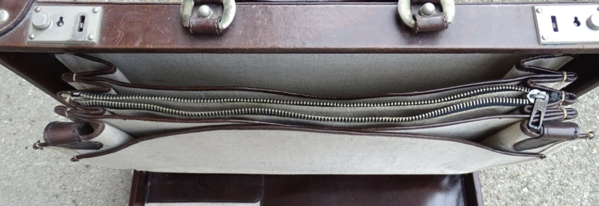 braune "Aigner" Aktentasche, 30x41cm,Alters-u. Gebrauchsspuren - Bild 7 aus 8