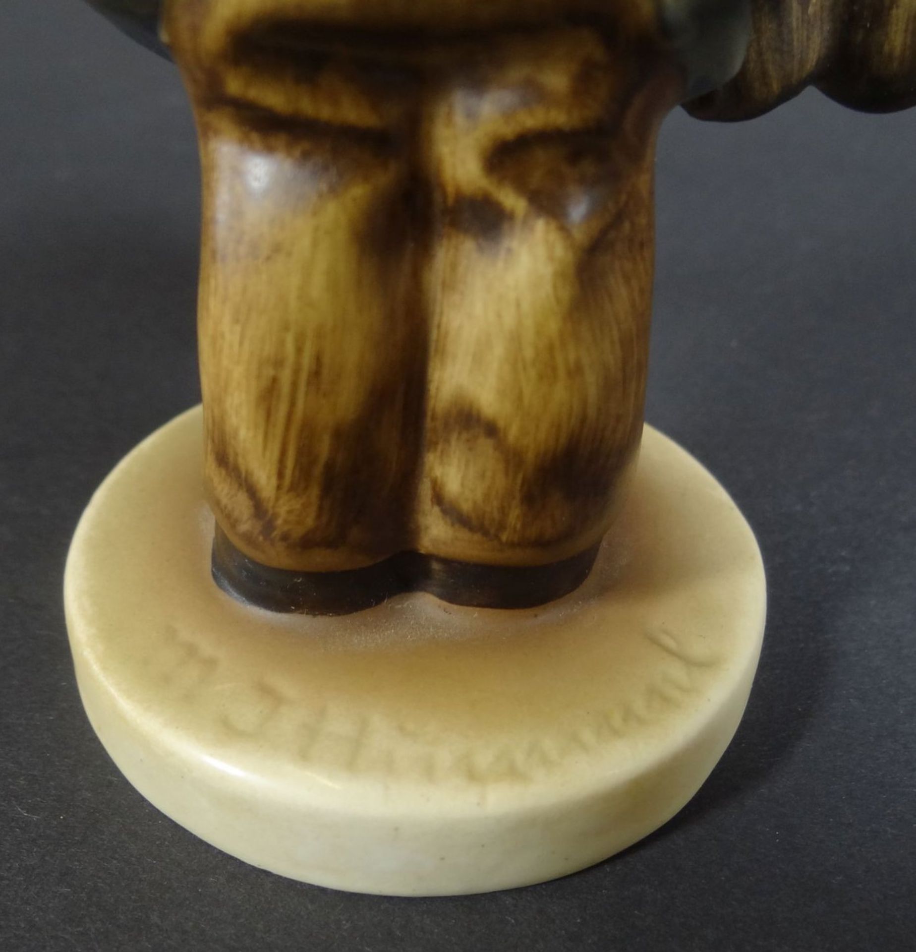 Hummel-Figur "Schuhputzer", älter, H-13 cm - Bild 5 aus 6