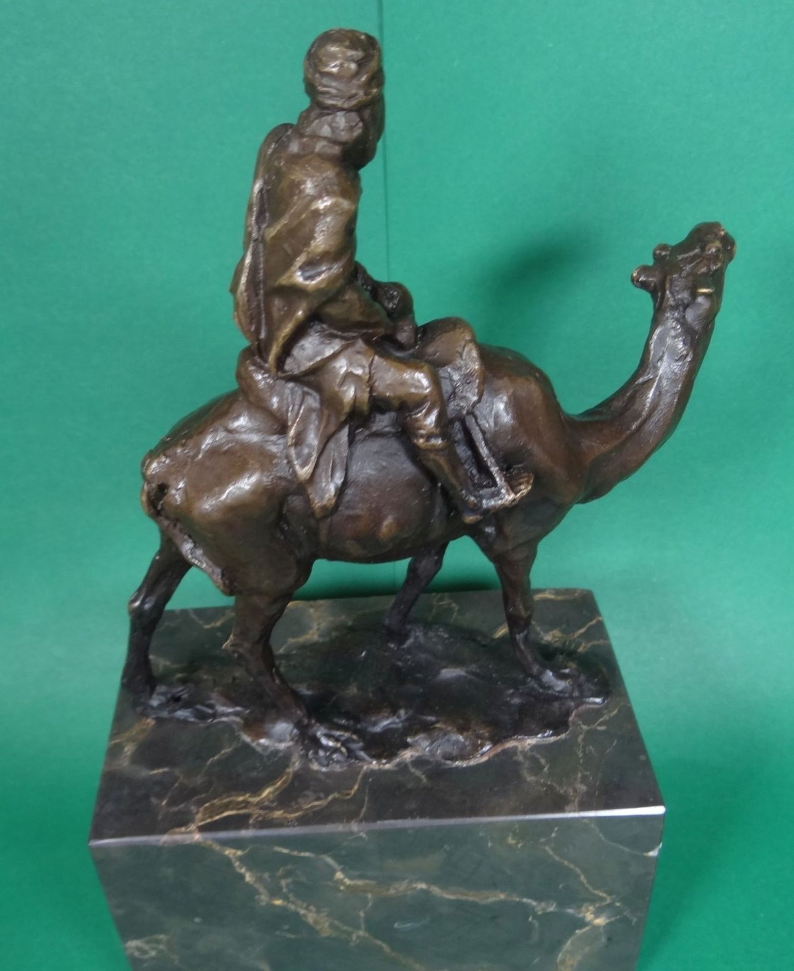 Louis-Albert CARVIN (1875-1951) "Kamelreiter" Bronze auf Marmorsockel, signiert, H-21 - Image 5 of 7