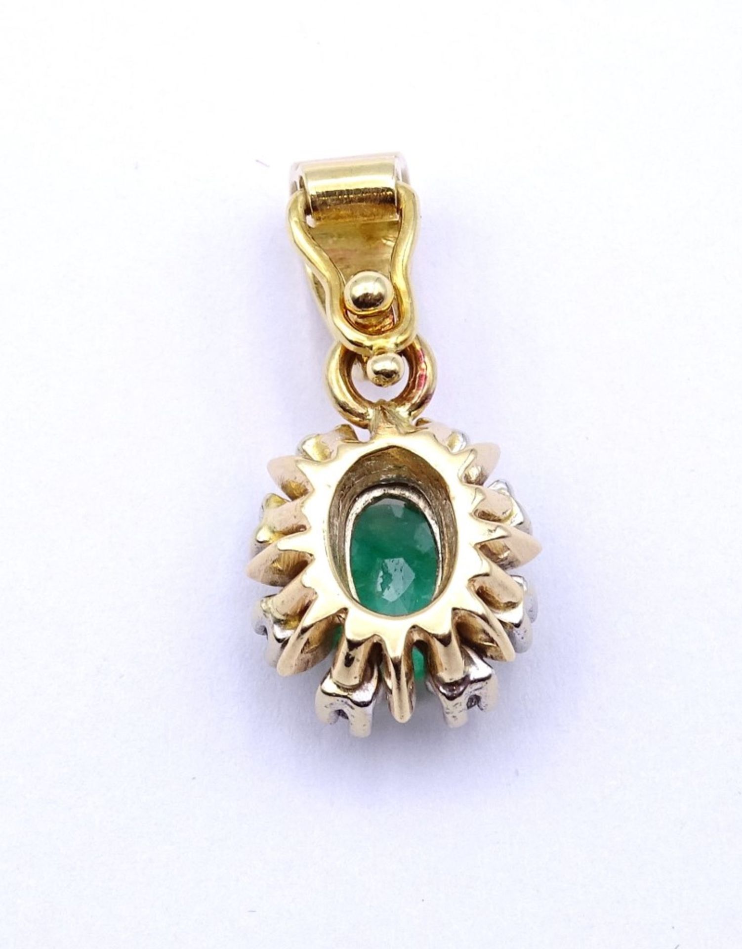 Smaragd-Diamant-Anhänger in Bicolor Gold 585/000, 4,1gr.,L-2,4cm, zus.ca.0,08ct"""" - Image 5 of 5