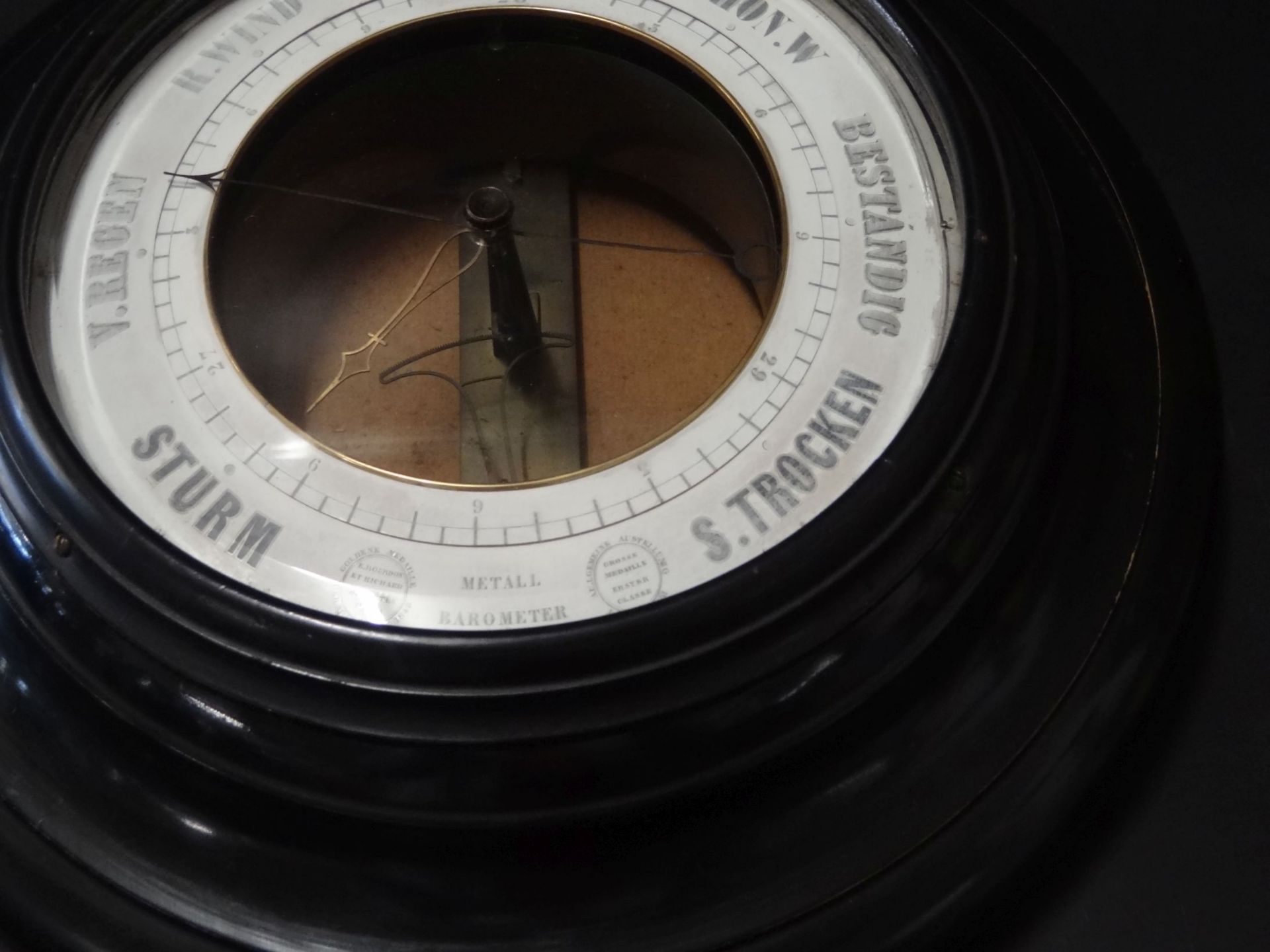 grosses Metall-Barometer in runden Holzgehäuse um 1850, D-33 c"""" - Bild 3 aus 6