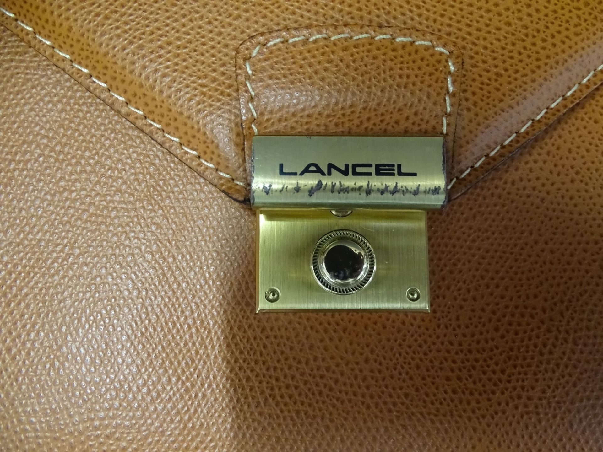 Leder-Handtasche "Lancel"gut erhalten mit Lagerungsschäde - Bild 7 aus 8