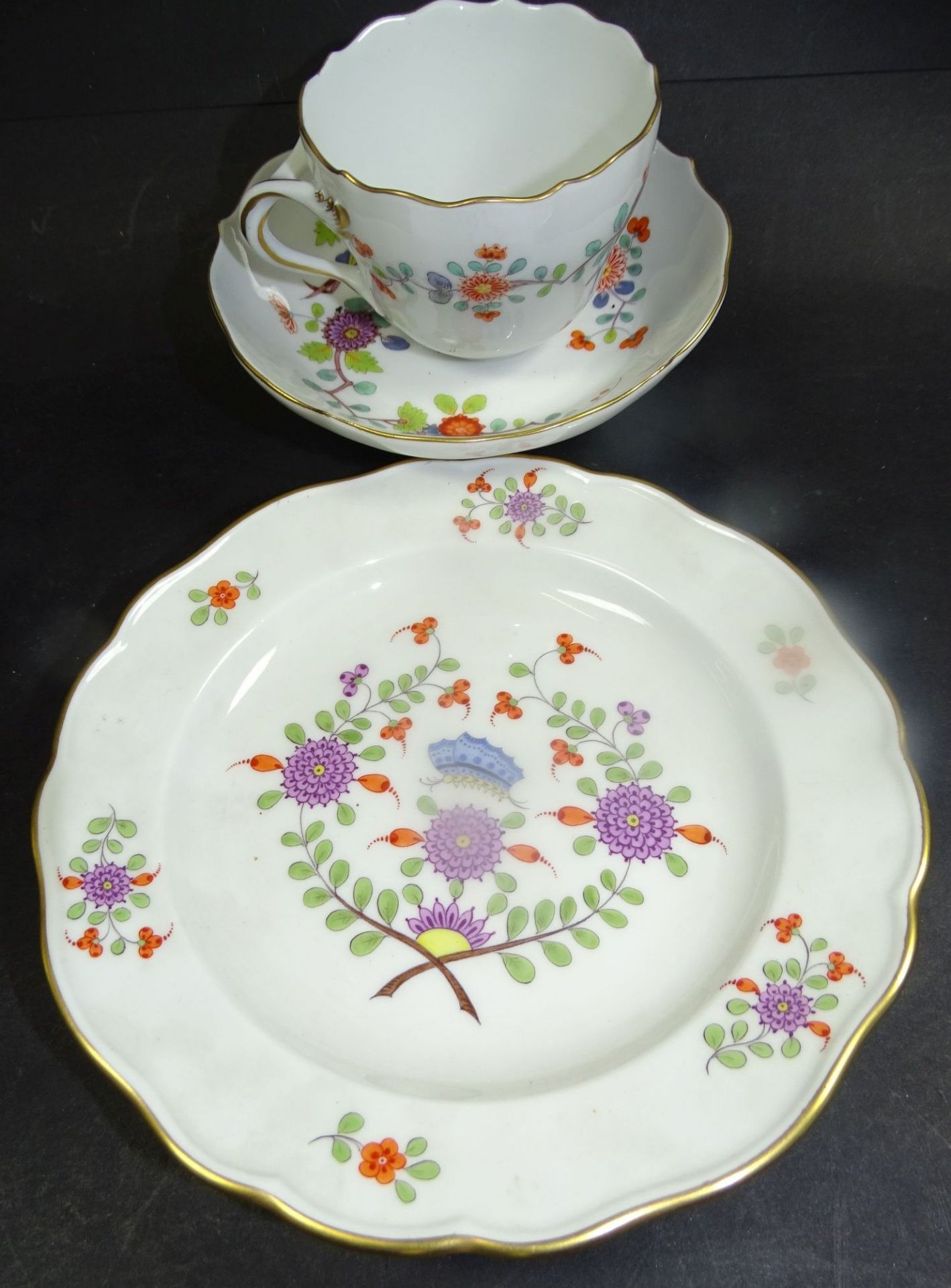 3 tg. Mokkagedeck "Meissen" indianische Blumen, Schwerter tw. durchschliffen"""" - Image 4 of 8