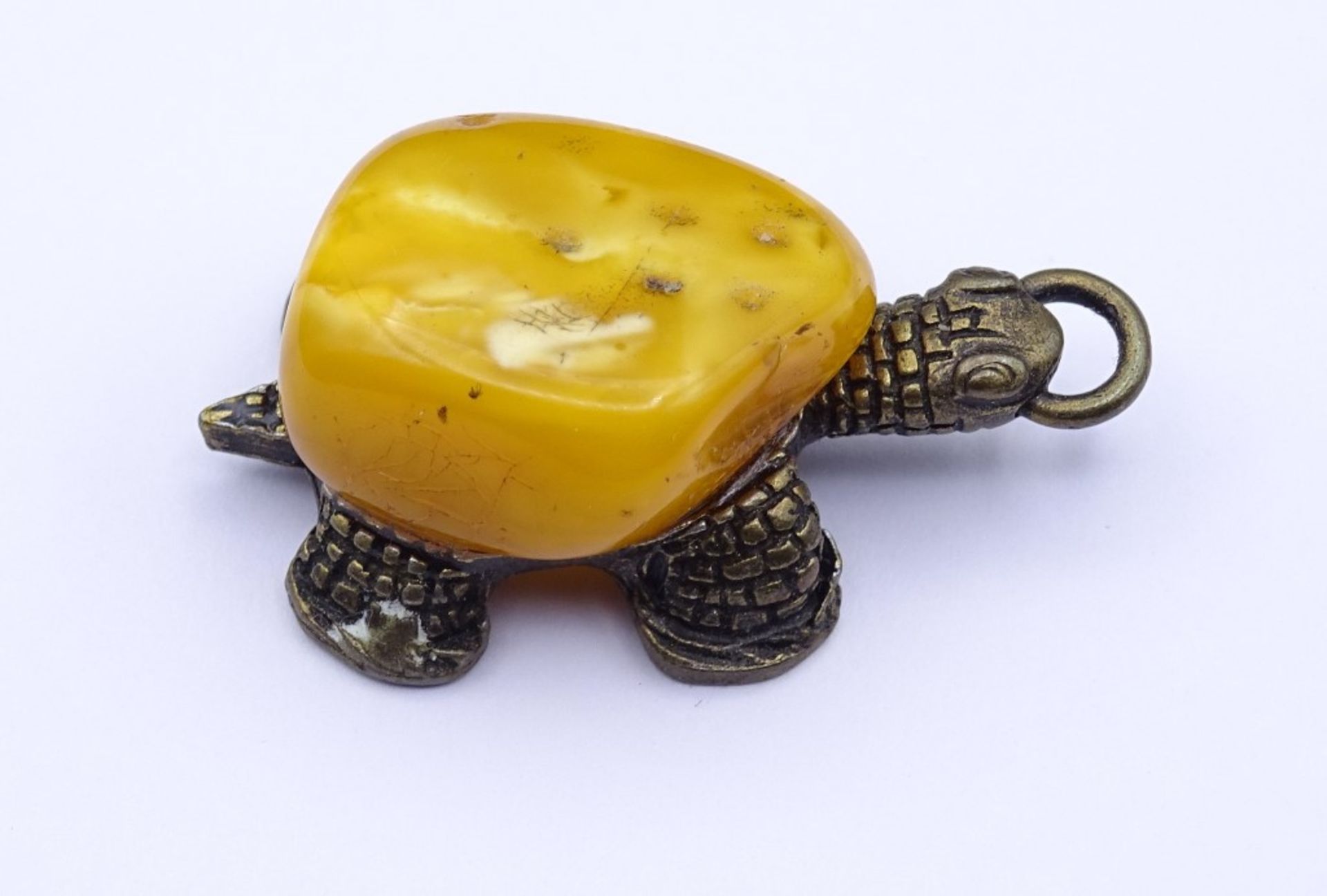 Schildkröte mit gelben Bernstein,Metallfassung,L-3,9cm