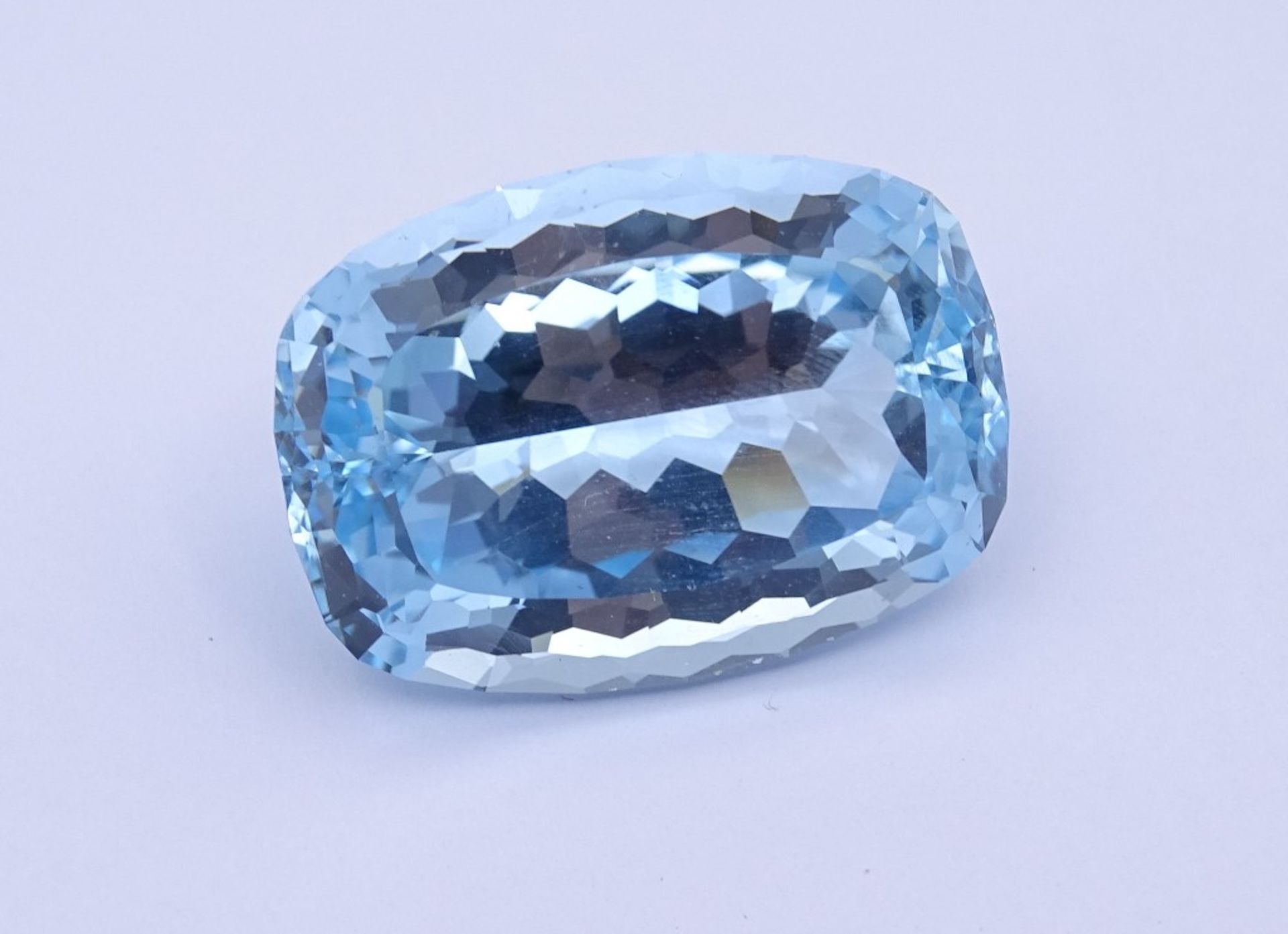 Blautopas,facc.64,2ct., 27,5x19,6x13,8mm - Bild 2 aus 4