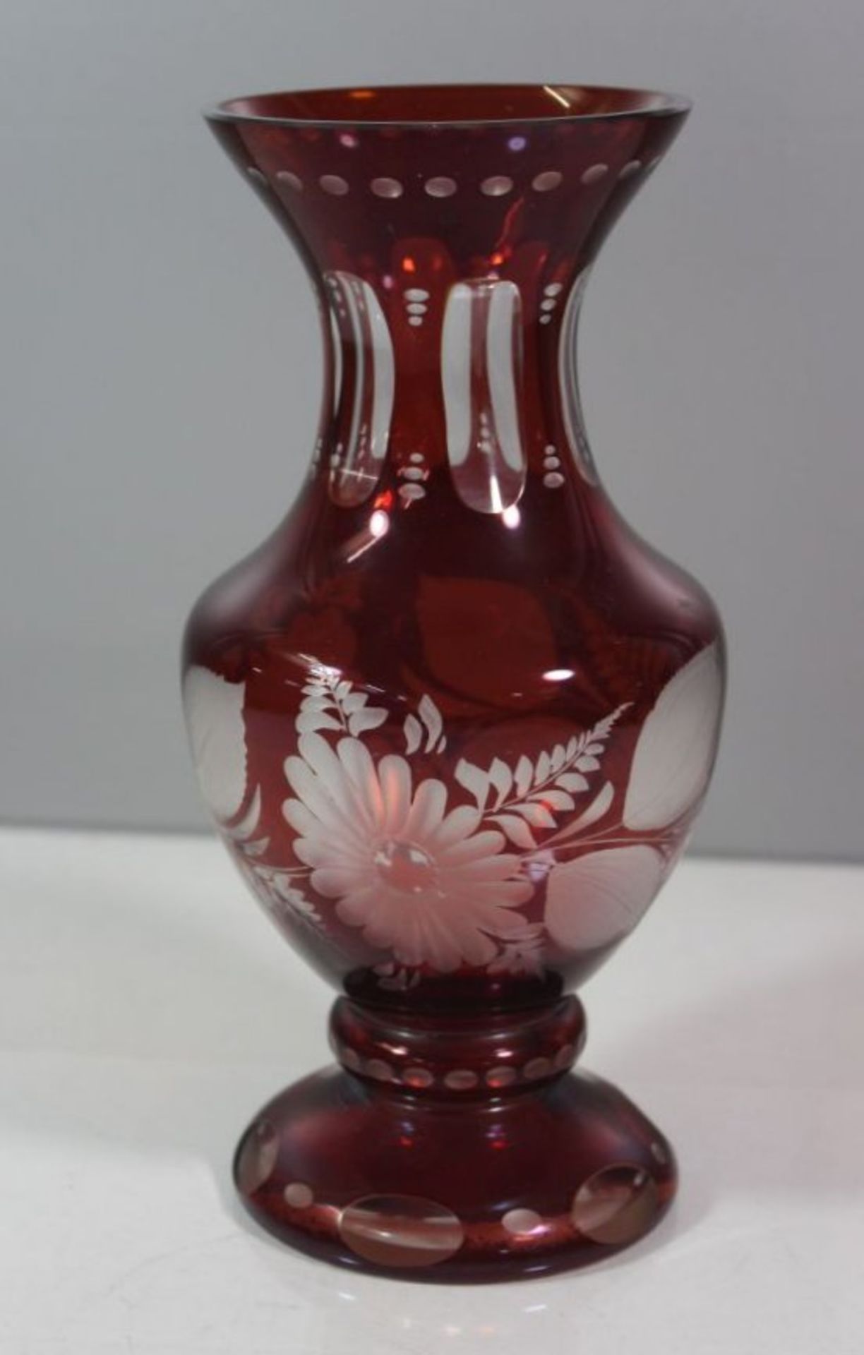 Vase, rot überfangen, Egermann Schliff, Böhmen, H-22 cm