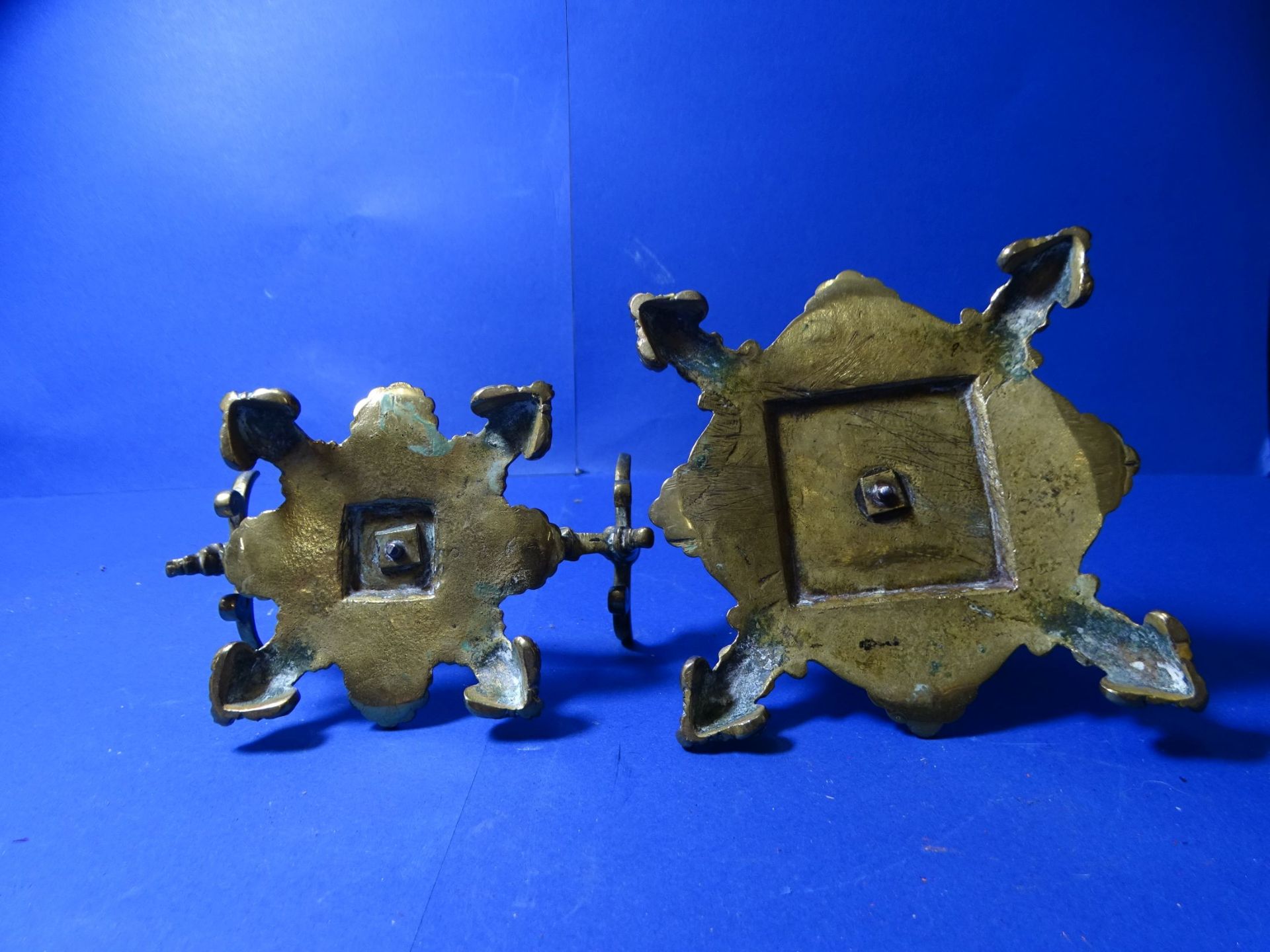 Bronzener Federhalter mit Tintenfass (Zweiteiler), Größe Federhalter: h- 6cm, t-8cm, b-12cm, Größe - Bild 2 aus 3