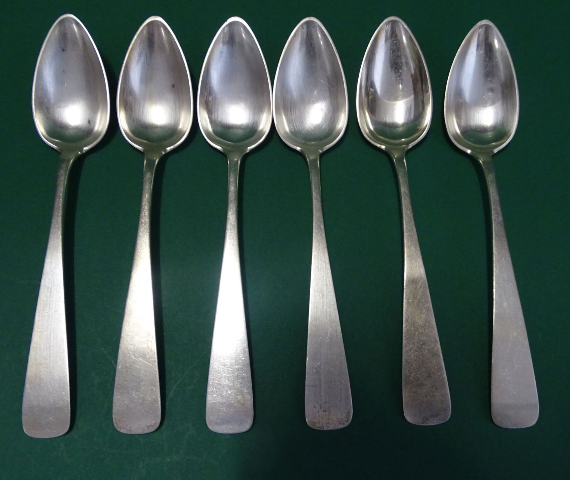 6 Kaffeelöffel, lötiges Silber, Ziermonogramm C.R., L.-14 cm, zus. 85 g