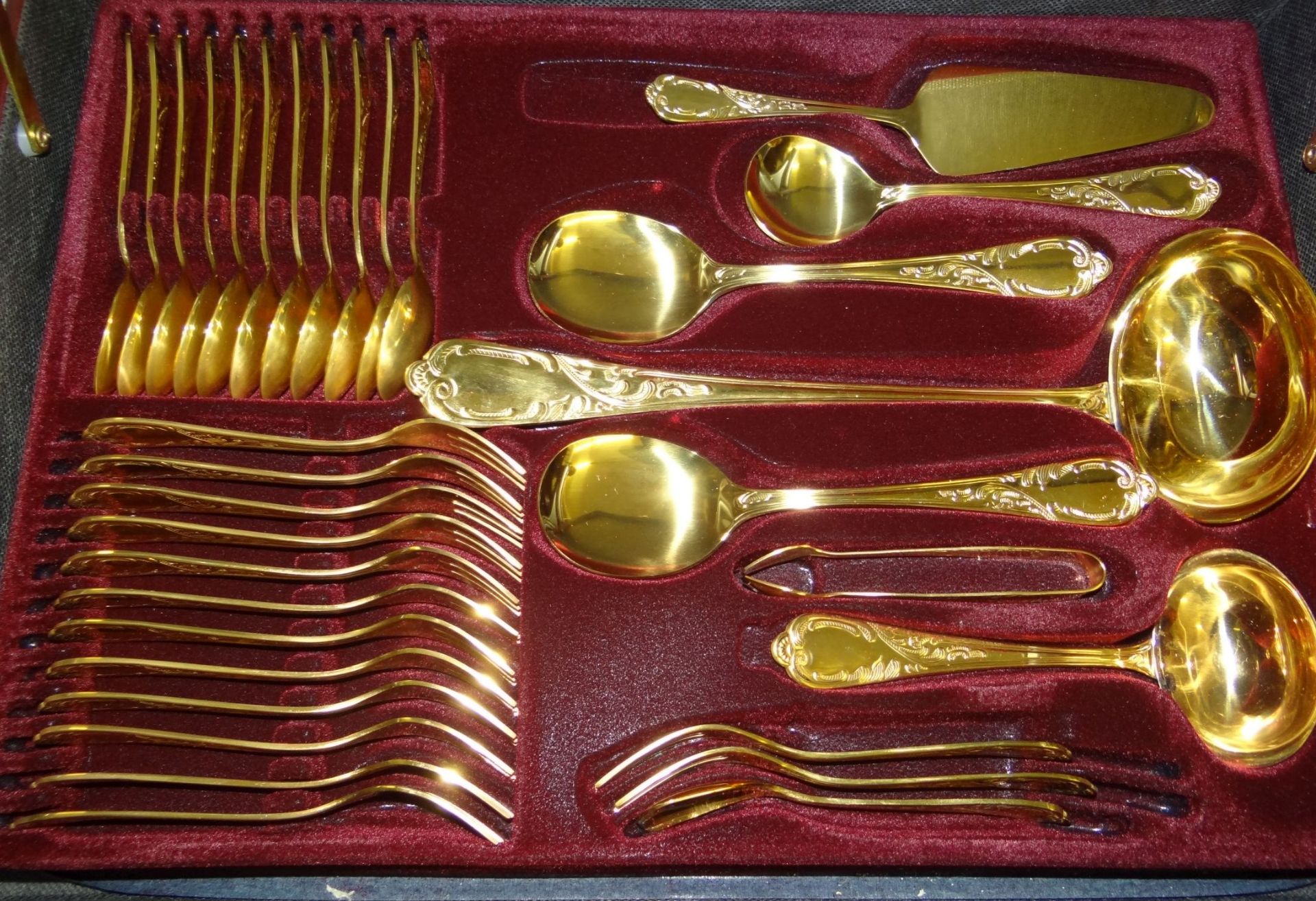 70 tg. versilbertes und vergoldetes Besteck, Nivella Solingen,24 Karat hartvergoldet in Koffer, - Bild 3 aus 5