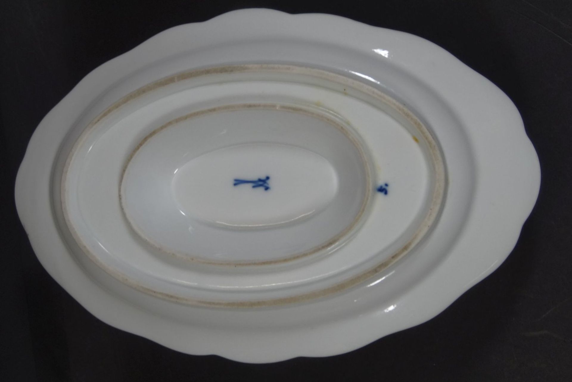 Sauciere "Meissen" Knaufschwerter um 1860, 1.Wahl, Zwiebelmuster mit Gold, Rand minim. Abplatzer, - Bild 7 aus 8