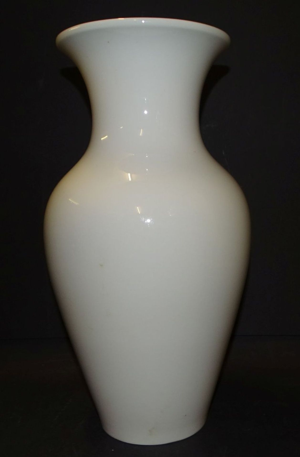 gr. Vase "KPM" Berlin, blaue Zeptermarke, weiss, H-33 cm - Image 4 of 5