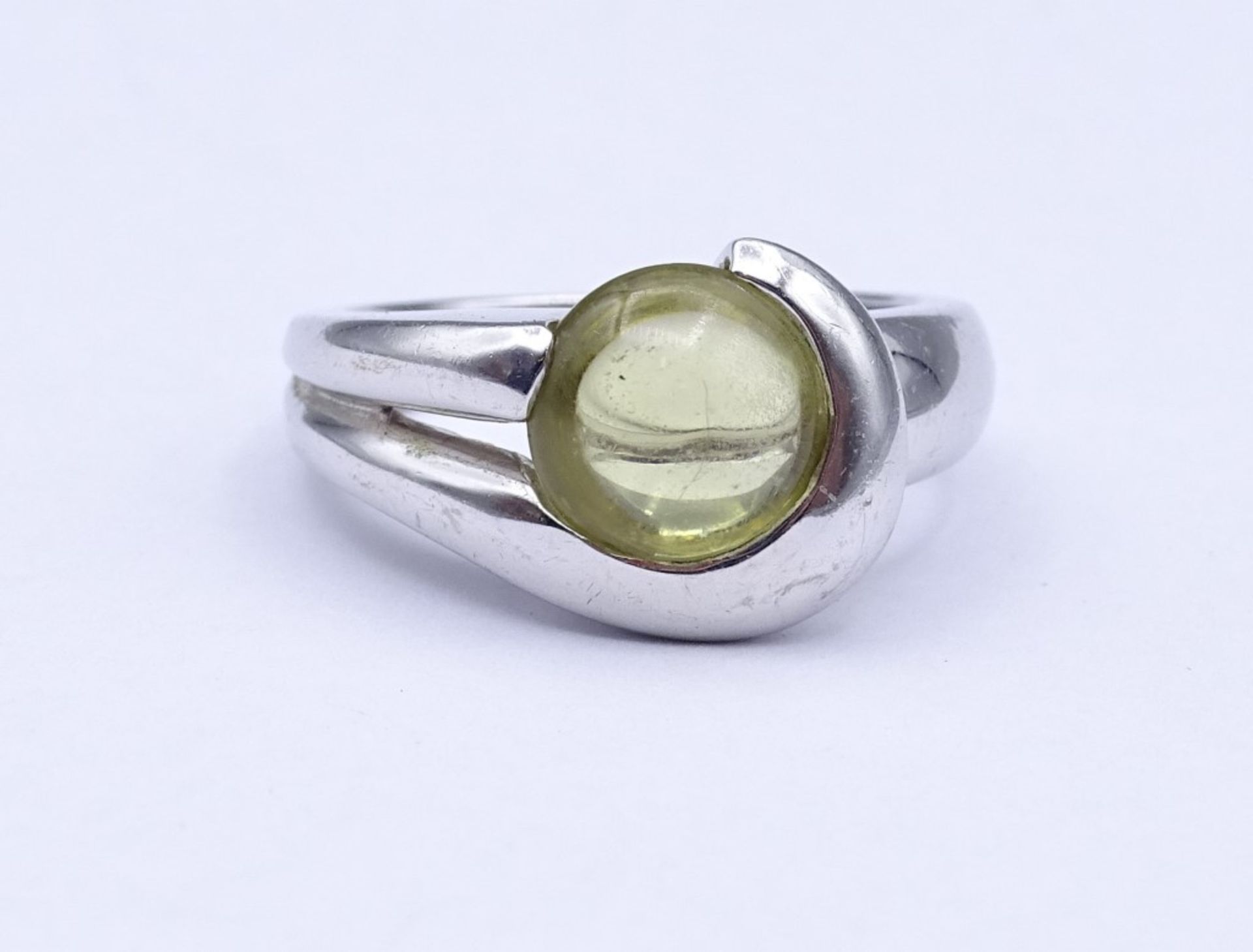 Silber Ring mit einen runden grünen Stein,Sterling Silber 925/000, 9,7gr.,RG 6