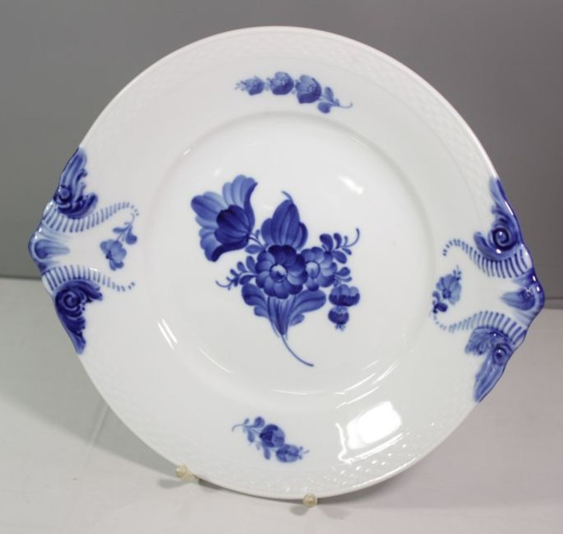 Anbietteller, Royal Copenhagen, blaue Blume, 31 x 28 cm.