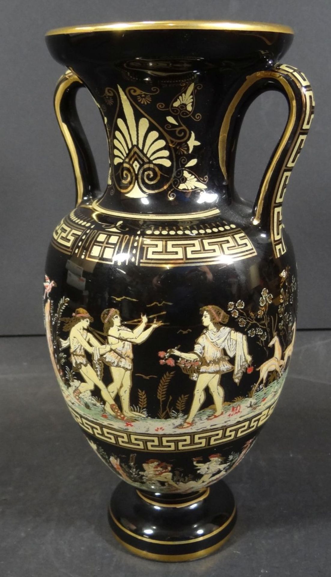 Henkelvase mit antikis. griechischen Motiven bemalt, Greece Handarbeit, H-20 cm - Bild 4 aus 6