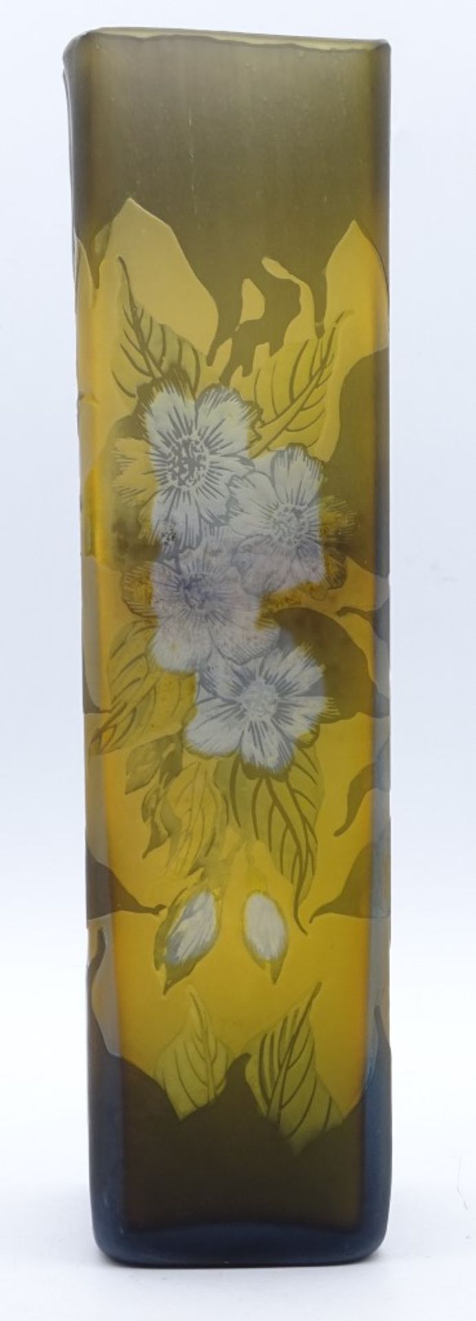 eckige Jugendstil-Vase, sign. Gallè, überfangen und geschnitten, H-24,5 cm, 6x6 - Bild 4 aus 7
