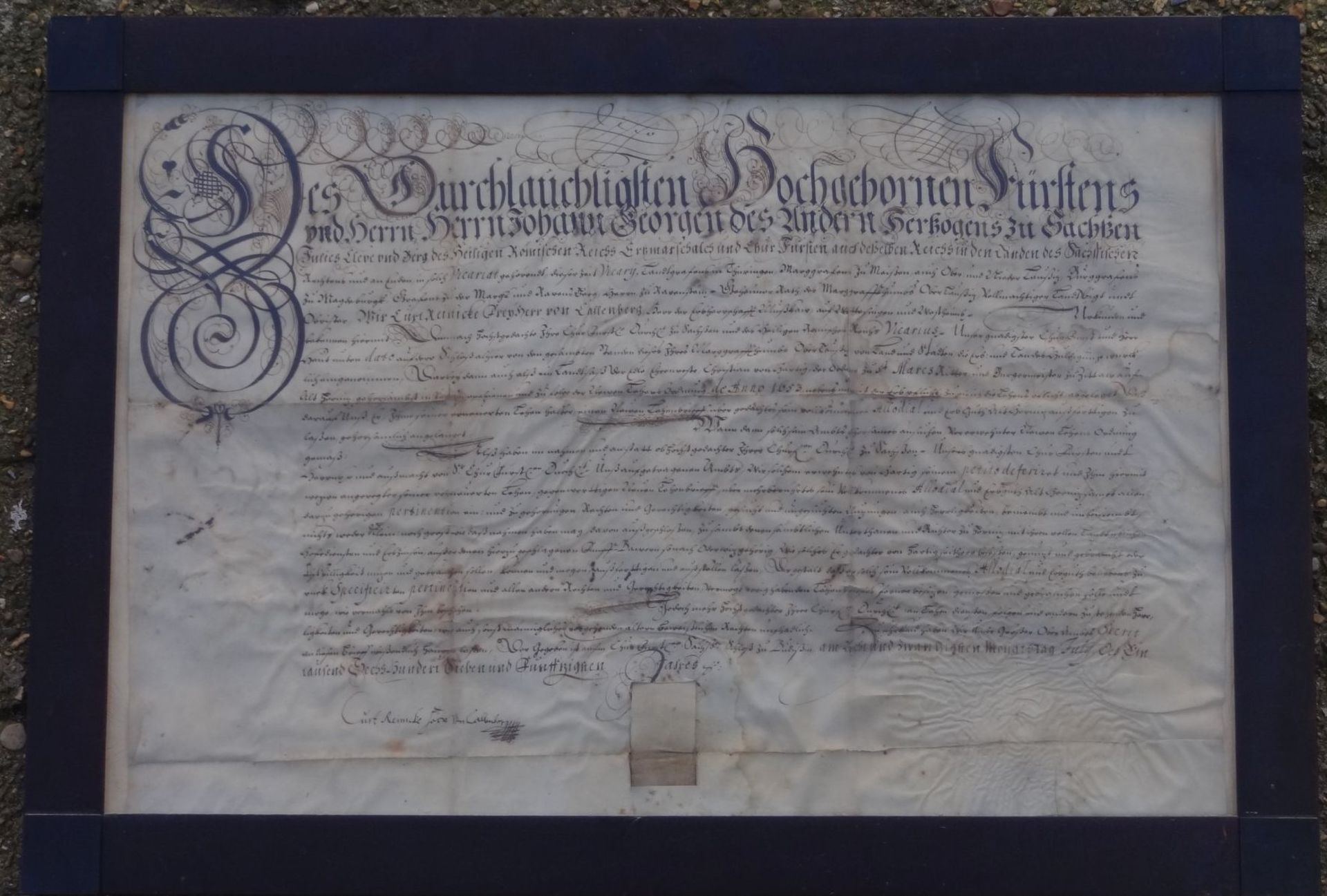 grosse Urkunde des Herzogs von Sachsen, Johann Georg II. (16131680), dat. 1653 , etwas